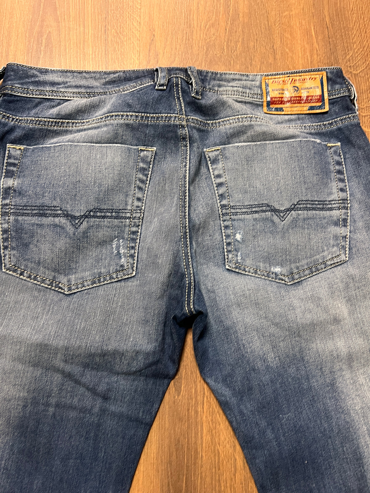 Diesel Flared Jeans(34x36)