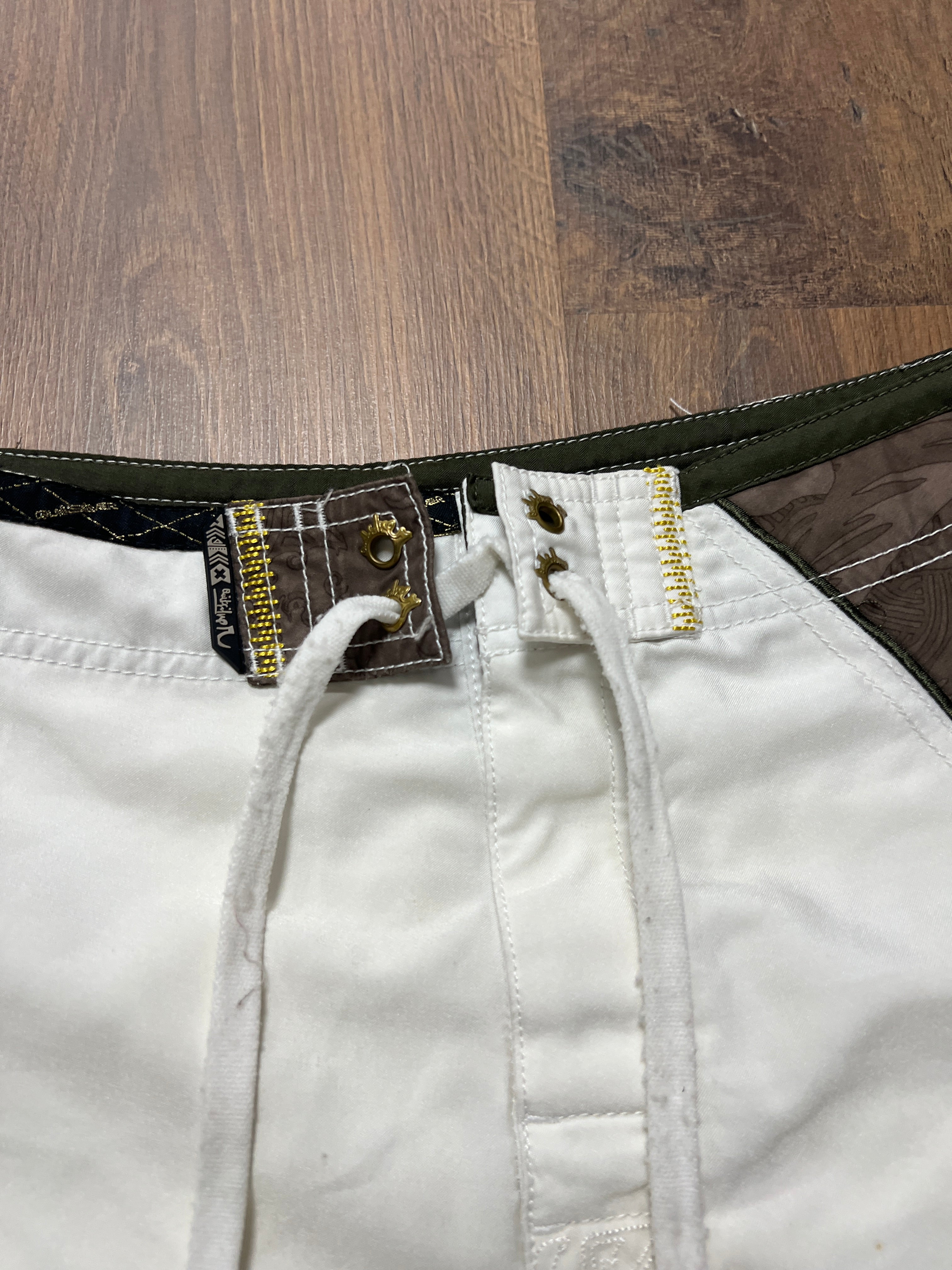 Quiksilver Big Logo Shorts (32)
