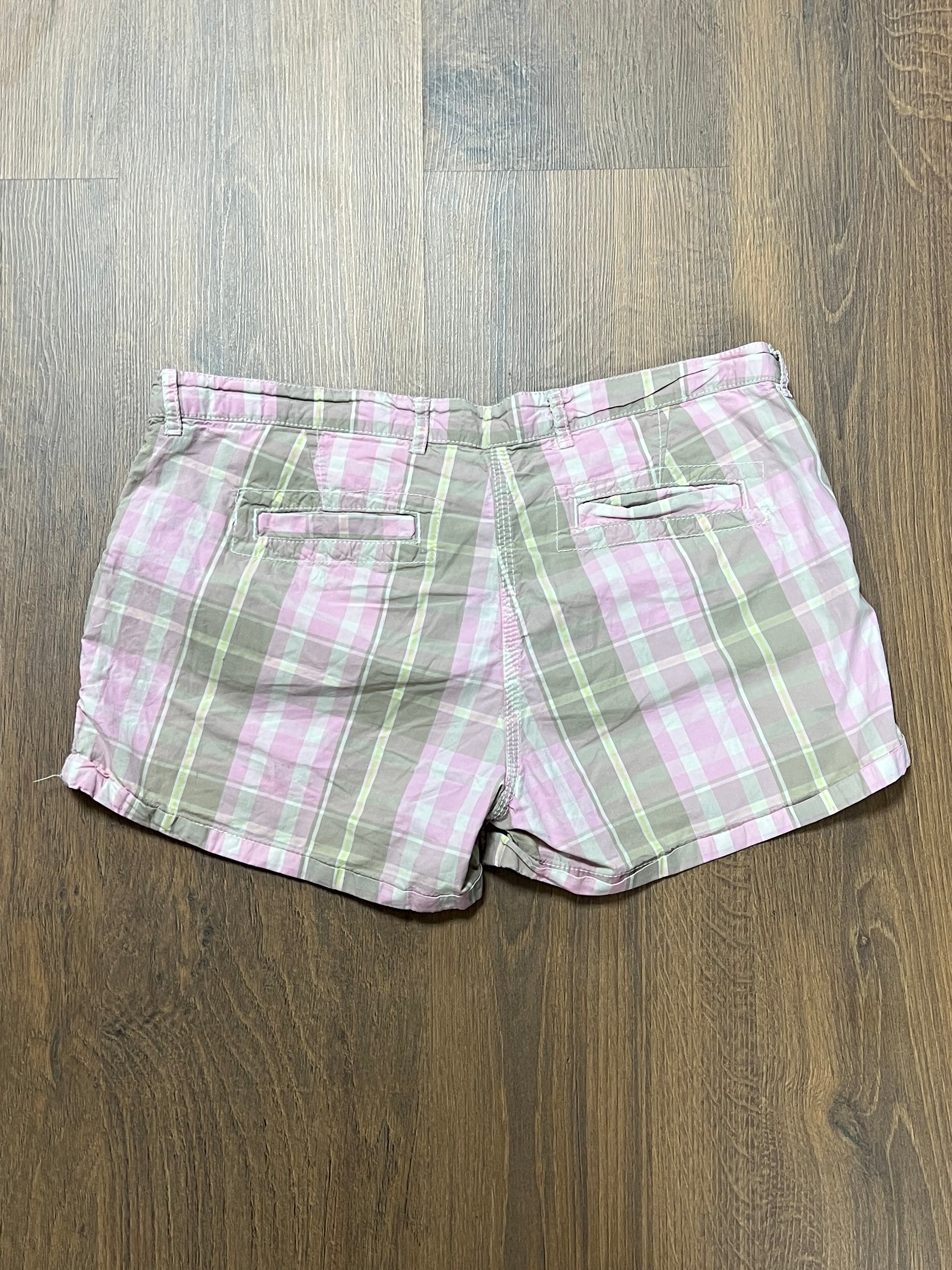 Plaid Pink Shorts 🙋‍♀️ (30)