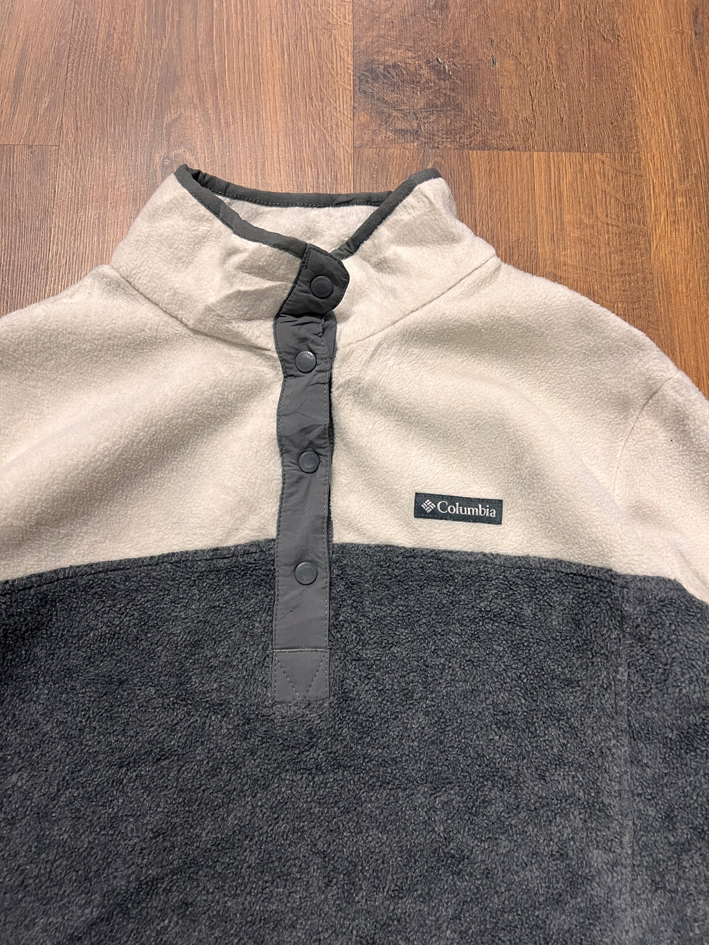 Columbia button up fleece(L)