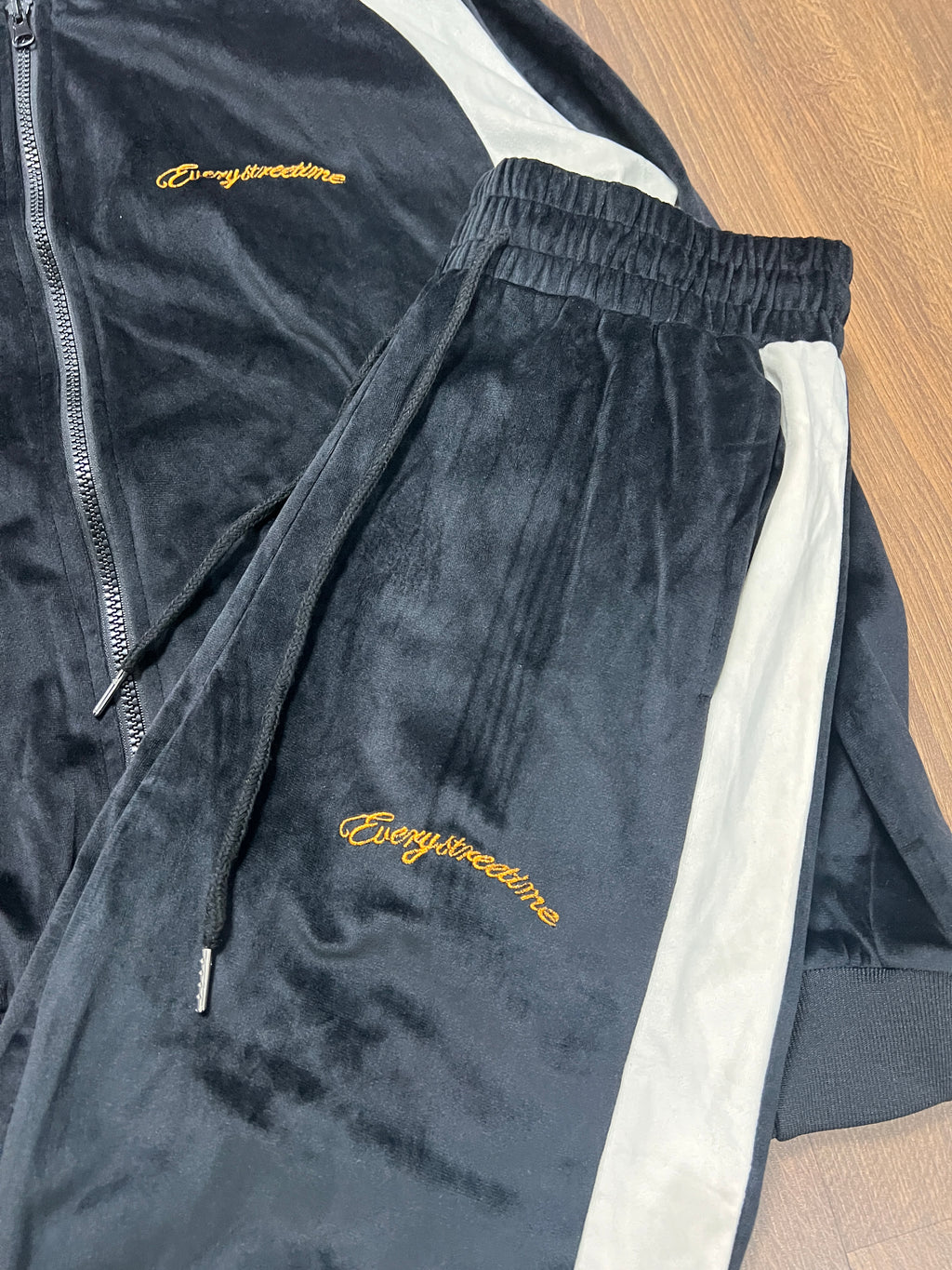 Velour Track set🙋‍♀️(S)