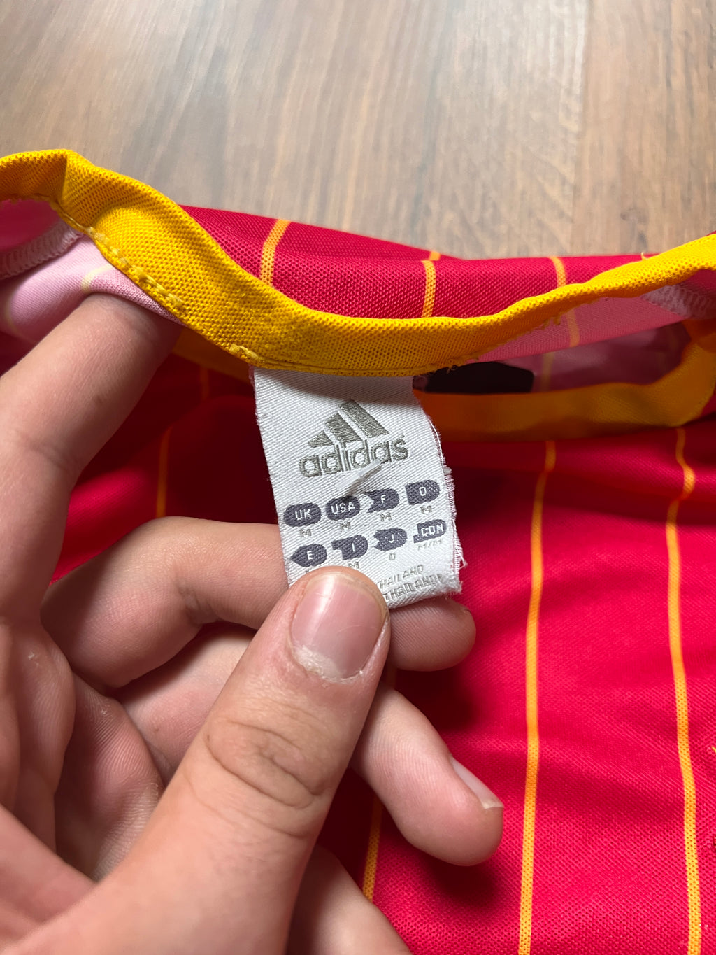 Spain 2006/08 Home Jersey (M)
