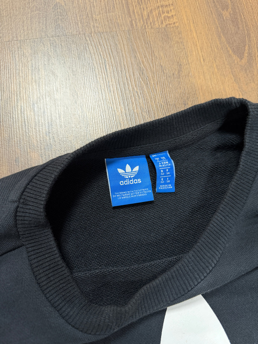 Adidas Sweater (M)
