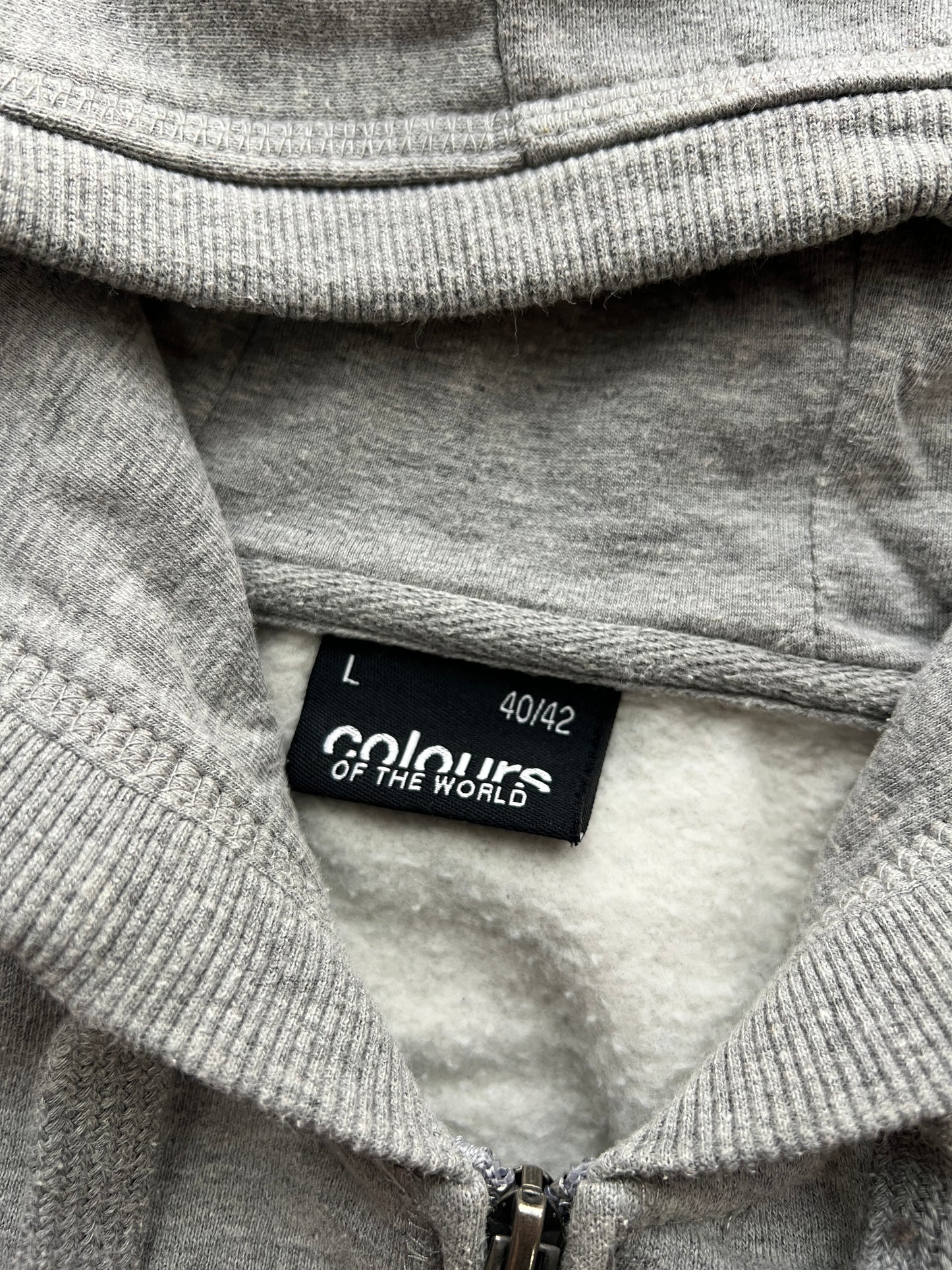 Colours Zip Up Hoodie 🙋‍♀️ (L)