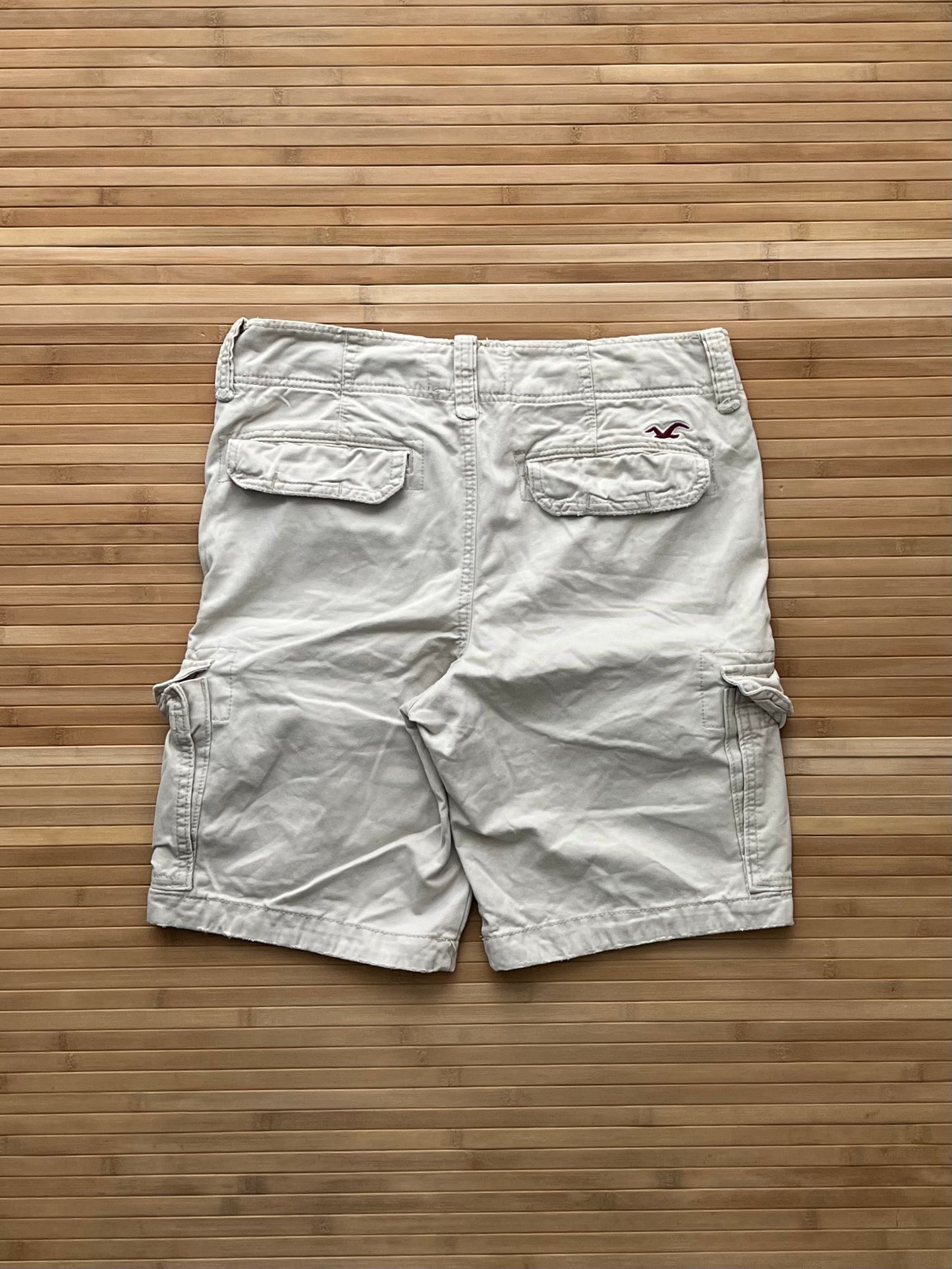 Hollister Cargo Shorts (32)