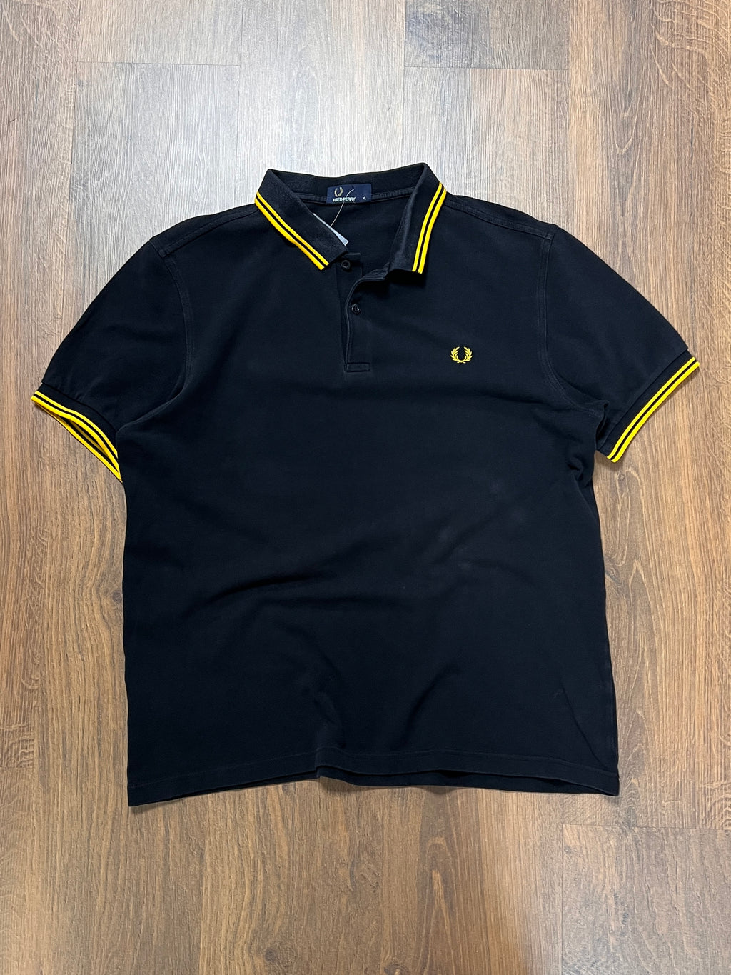 Fred Perry Black/Yellow Polo (L)