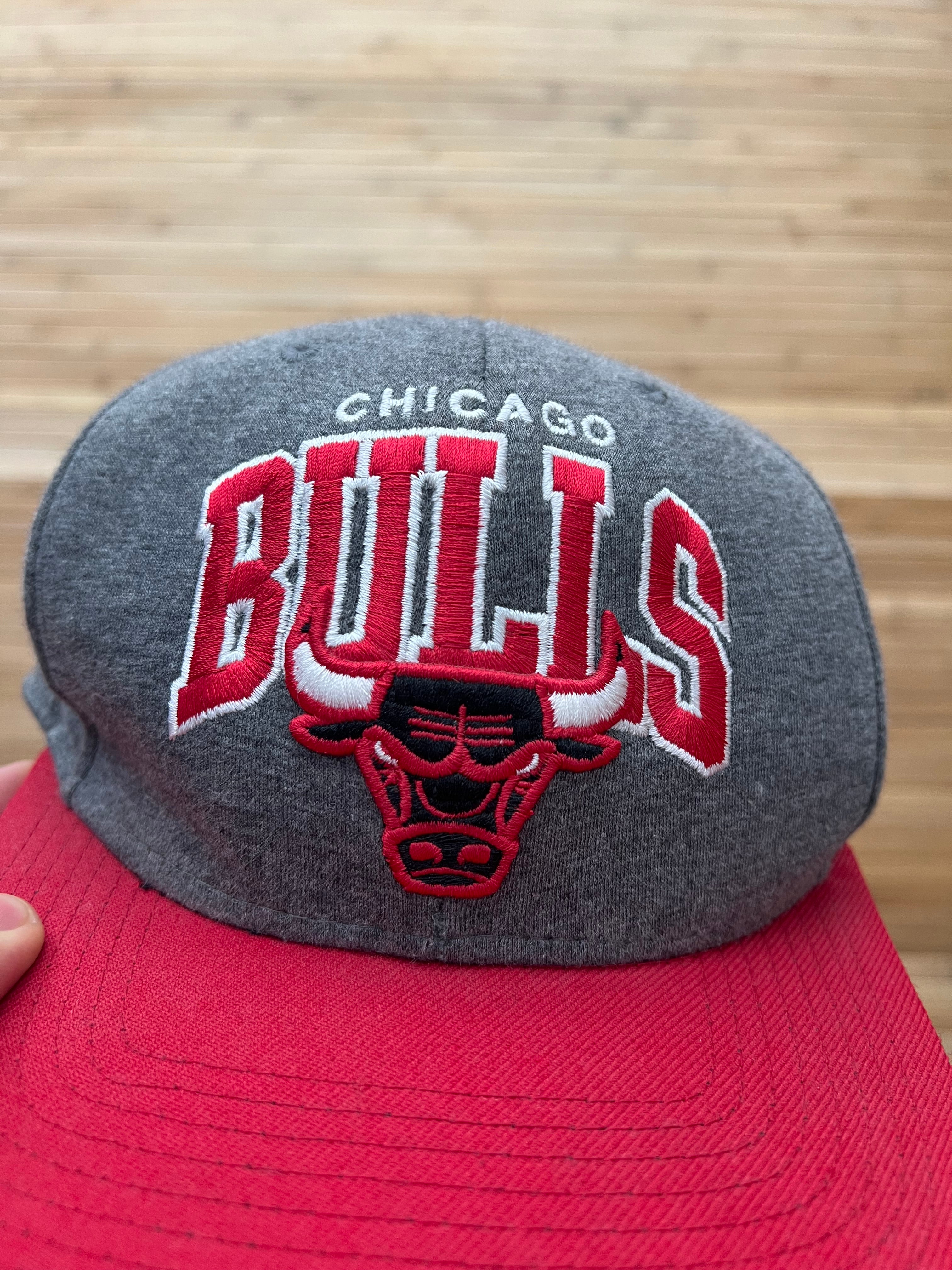 Chicago Bulls Vintage Snap Back Hat (one size)
