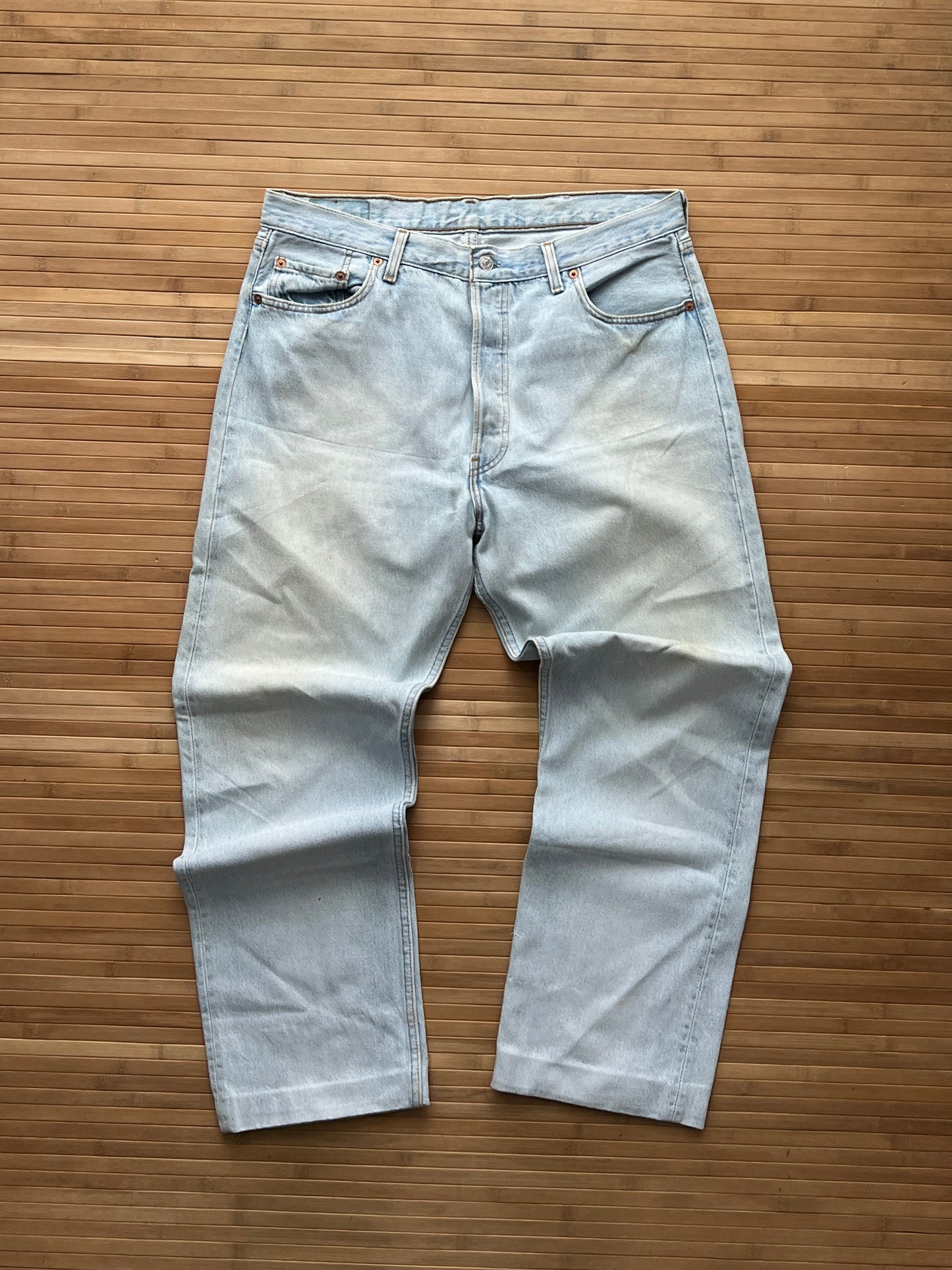 Levis Jeans (38x30)