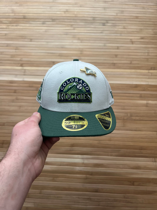 Colorado Rockies Fitted Hat New with Tags (7.1/4 57.7cm)