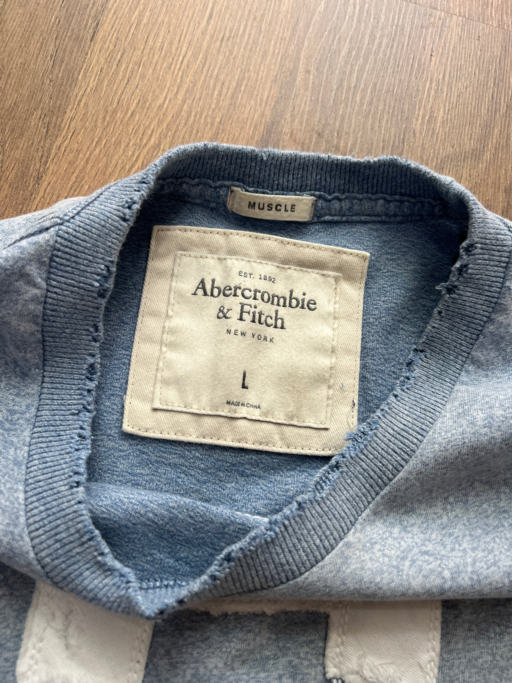 Abercrombie & Fitch Vintage T-Shirt (M)
