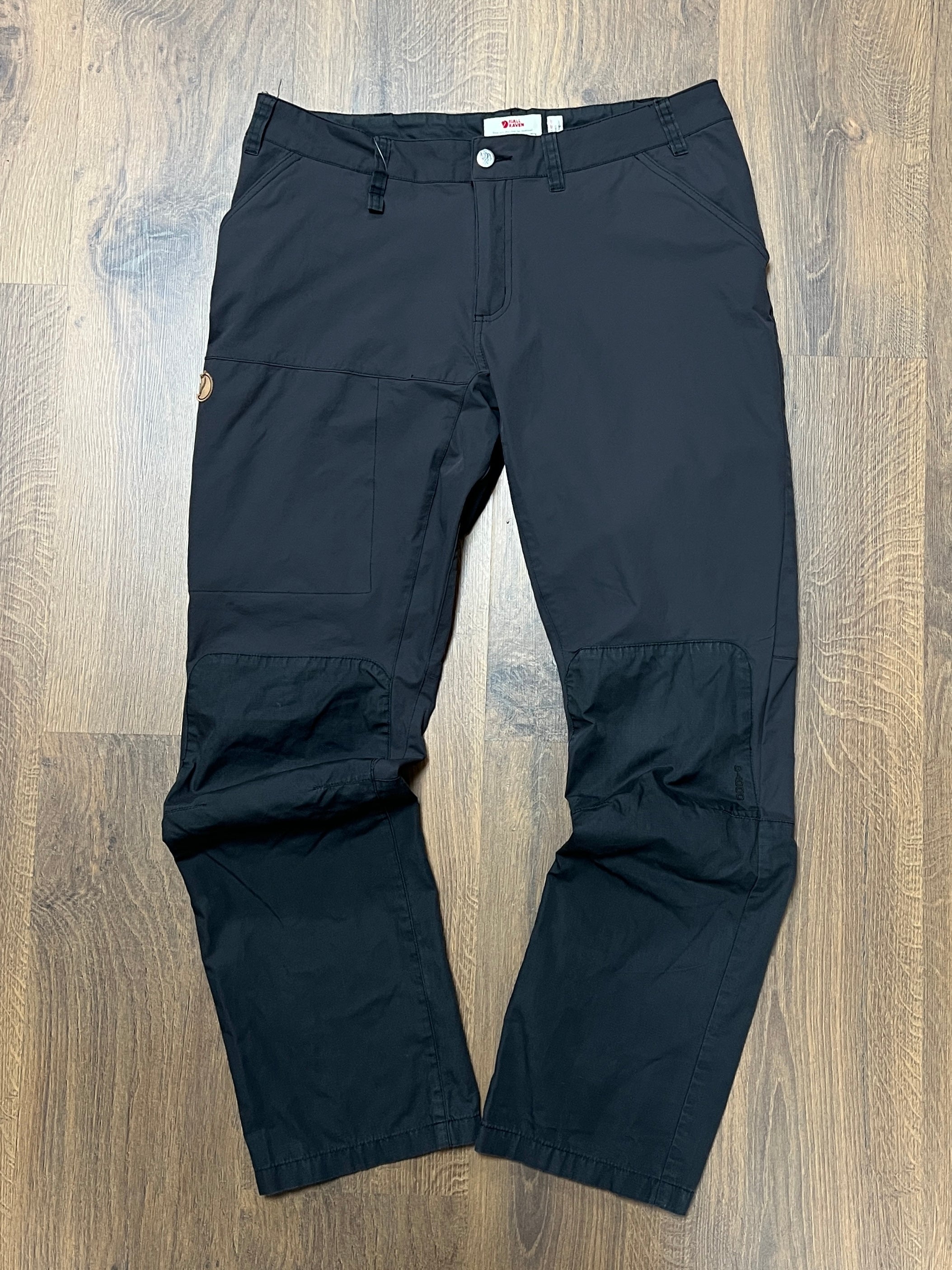 Fjall Raven Hiking Pants (32x30)