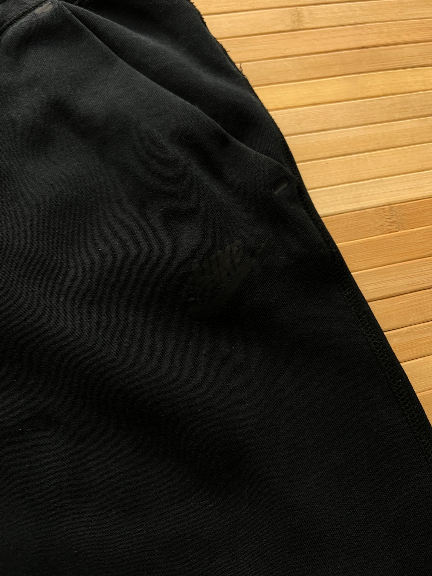 Nike Tech Fleece Bottoms (S)