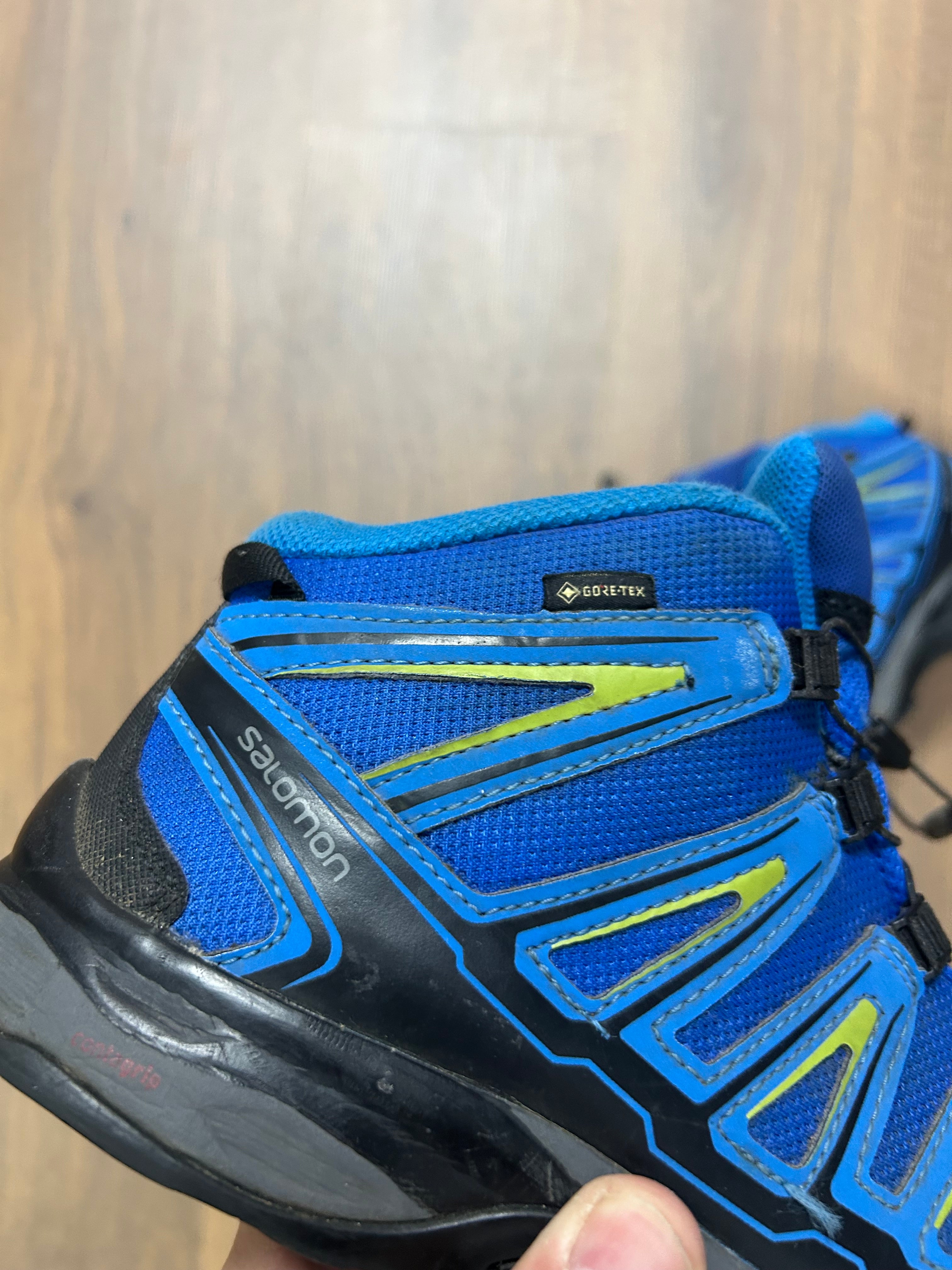 Salomon 🙋‍♀️ Goretex Boots (38)