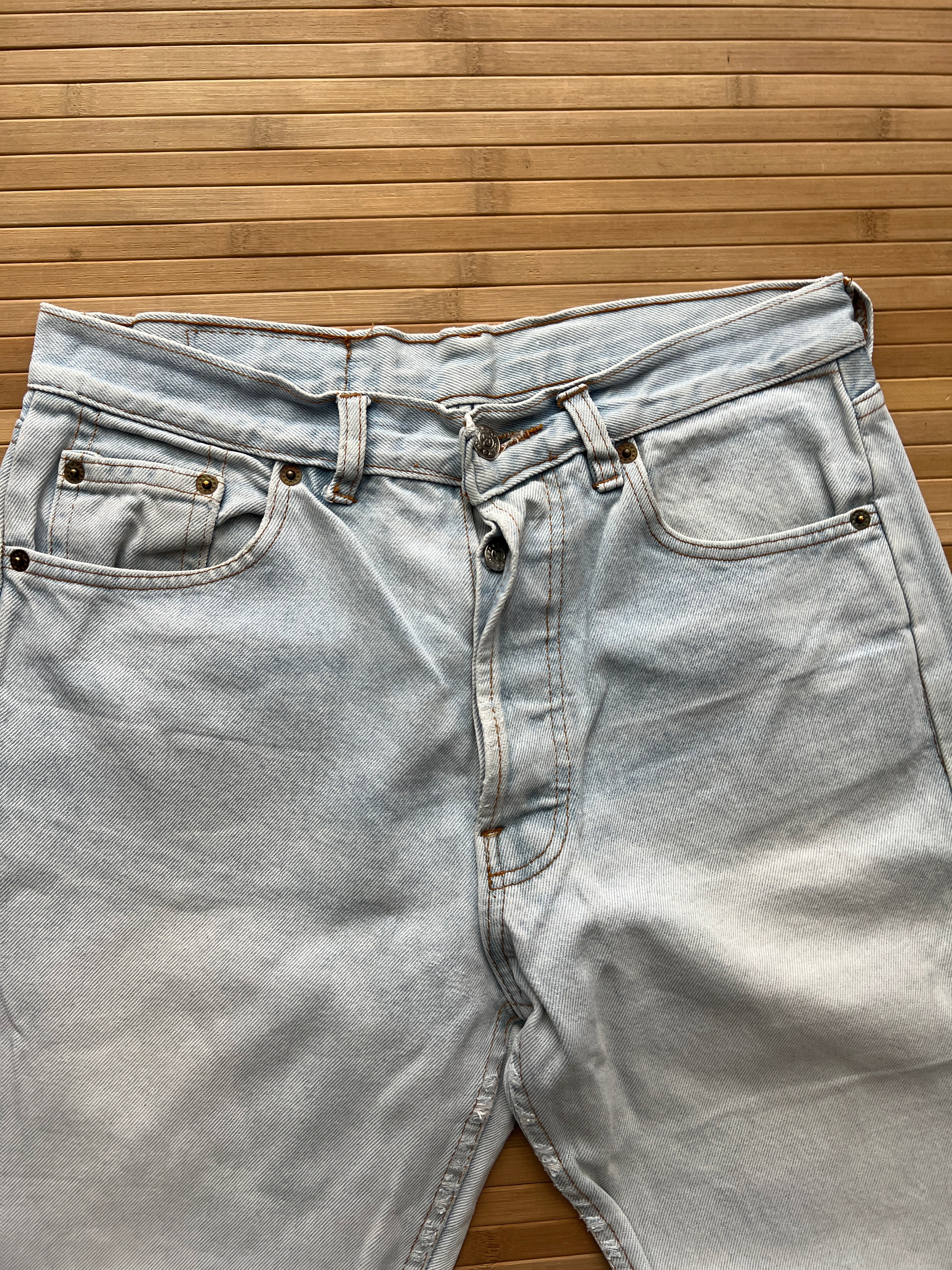 Levis Jeans (32x30)