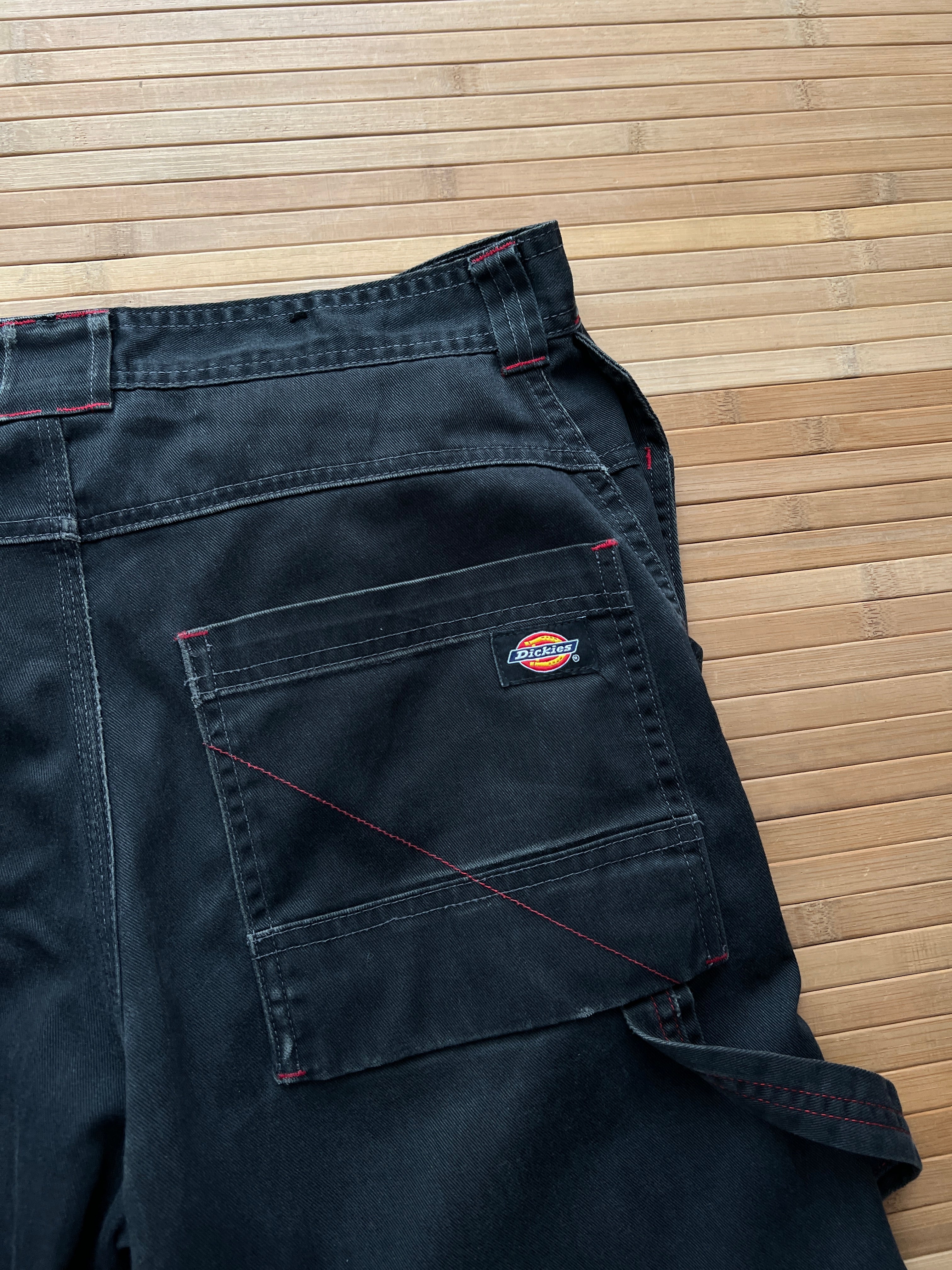 Dickies Multiple Cargo Shorts (34)