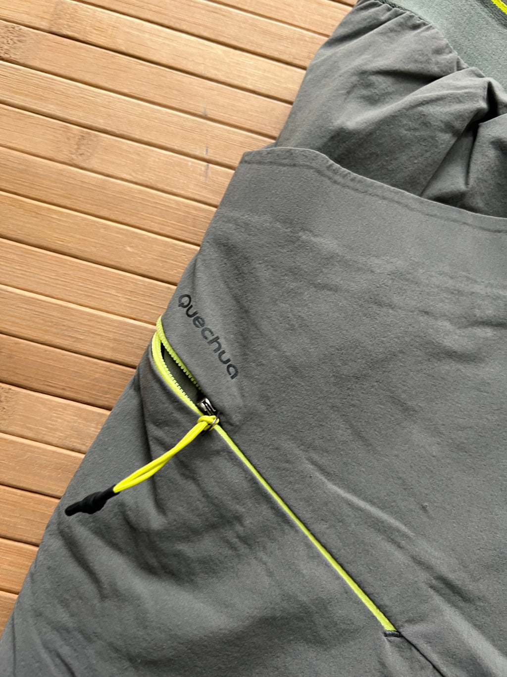 Quechua Gray Shorts (30)