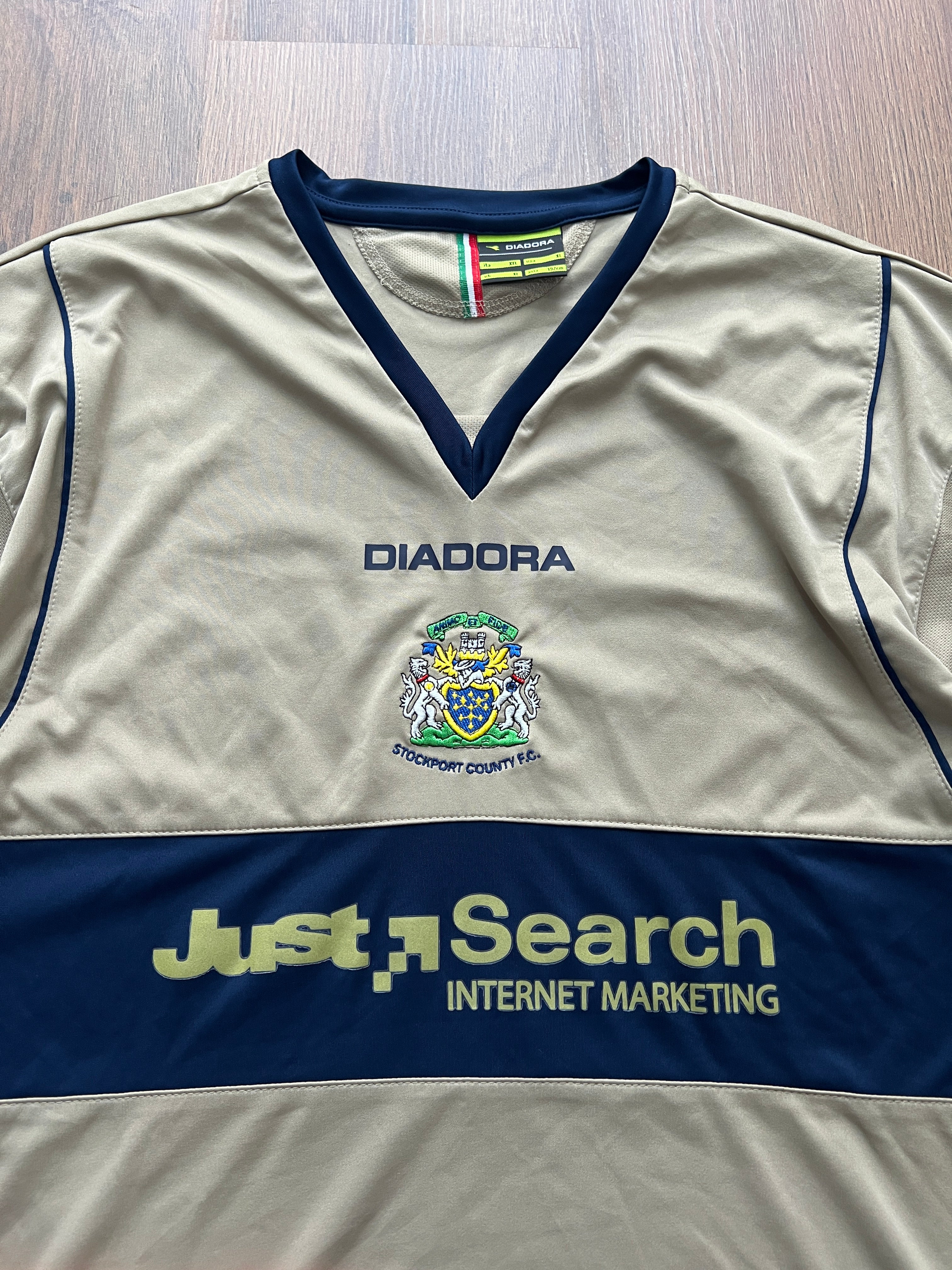 Stockport 2008/09 Third Jersey (XL)
