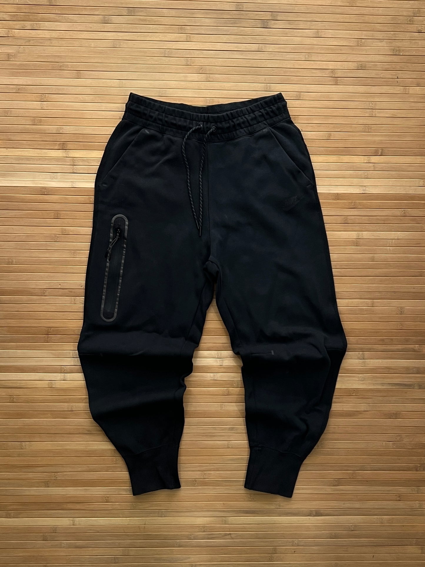 Nike Tech Fleece Bottoms (S)