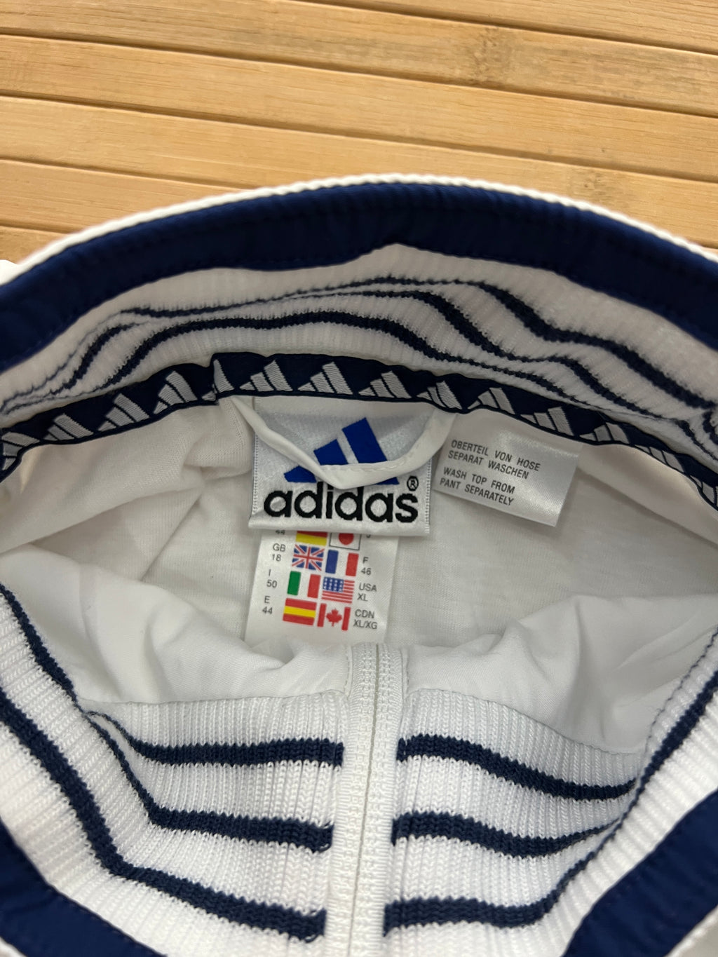 Adidas Zip Up (XL)