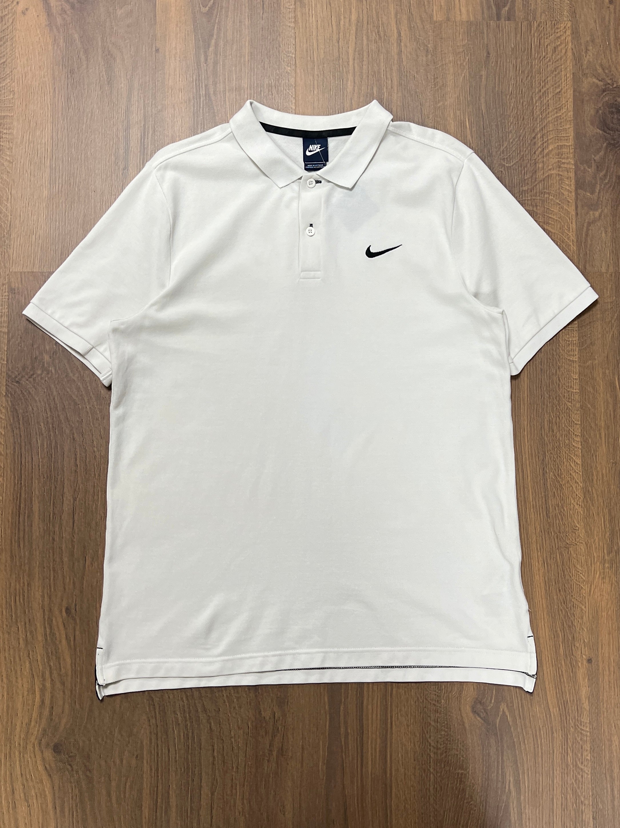 Nike Polo Tshirt (L)