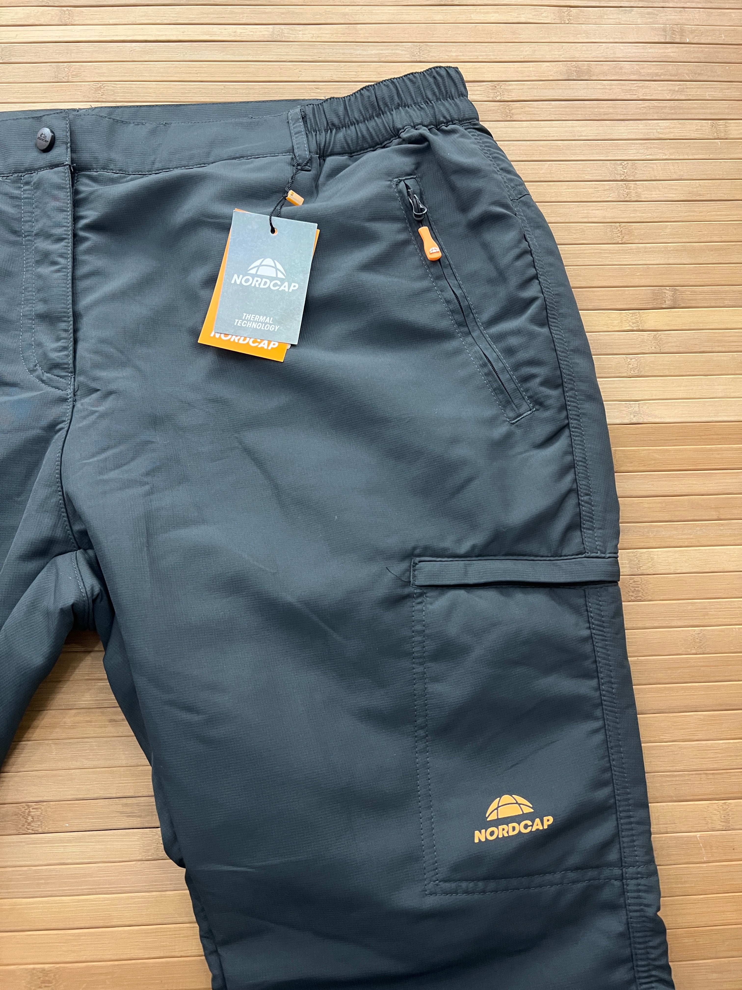 Nordcap Mountain Pants new with tags (40x32)