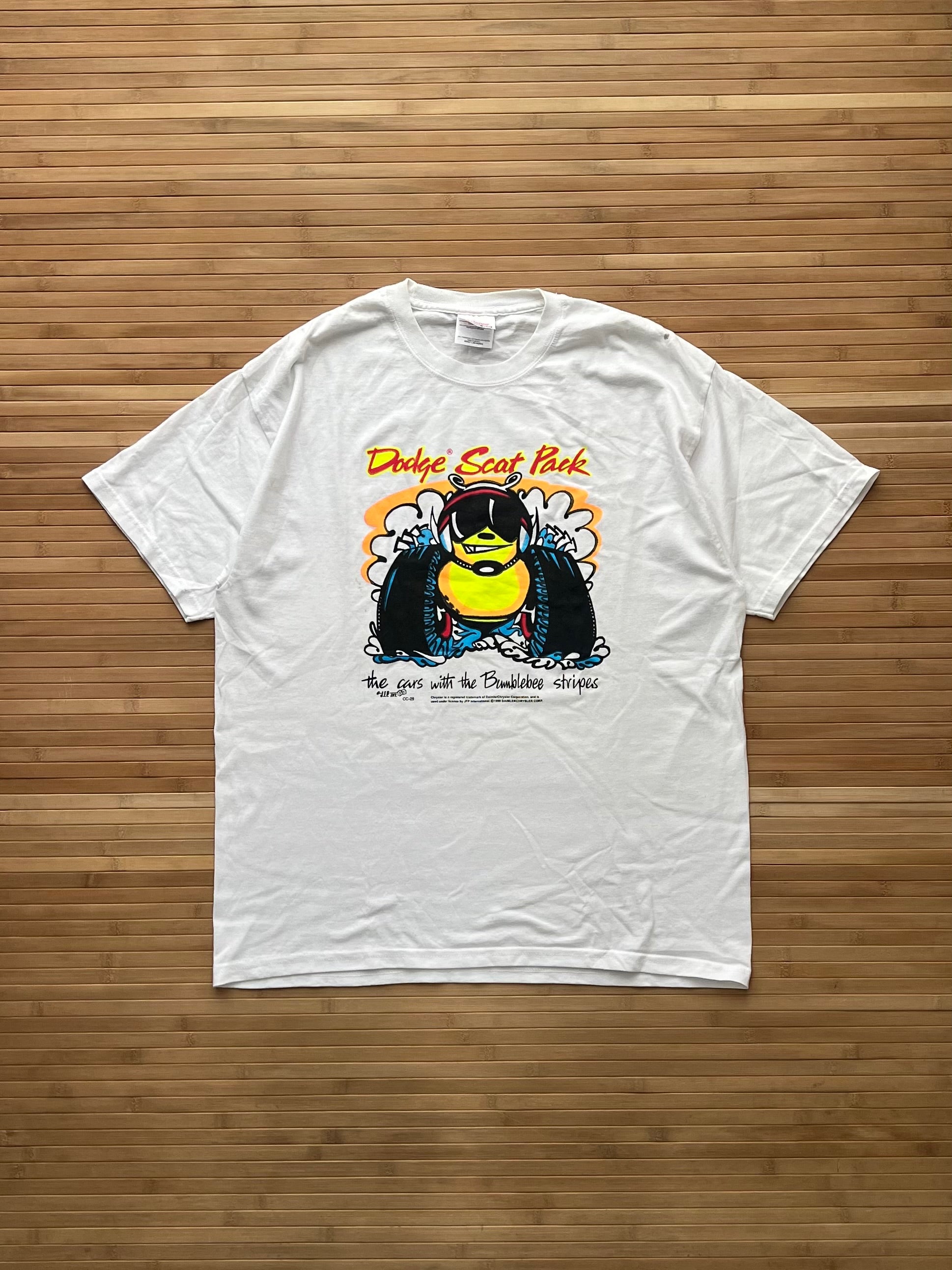 Cars With Bumble Bee Stripes (L)