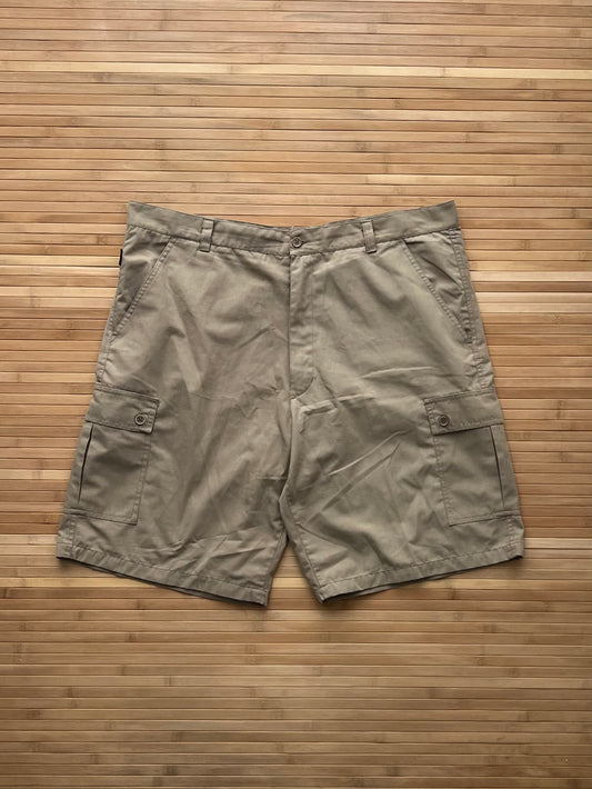 Motion Cargo Shorts (40)