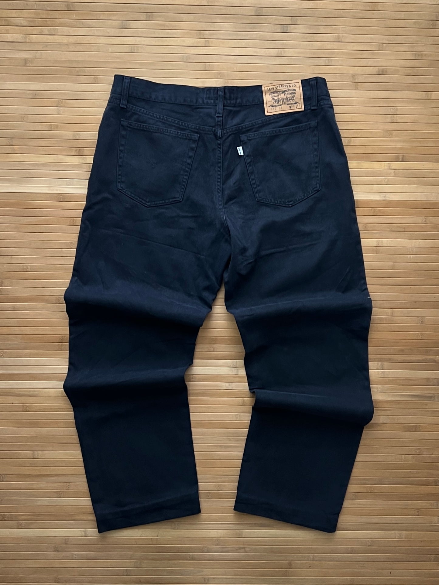 Levis Pants (36x30)