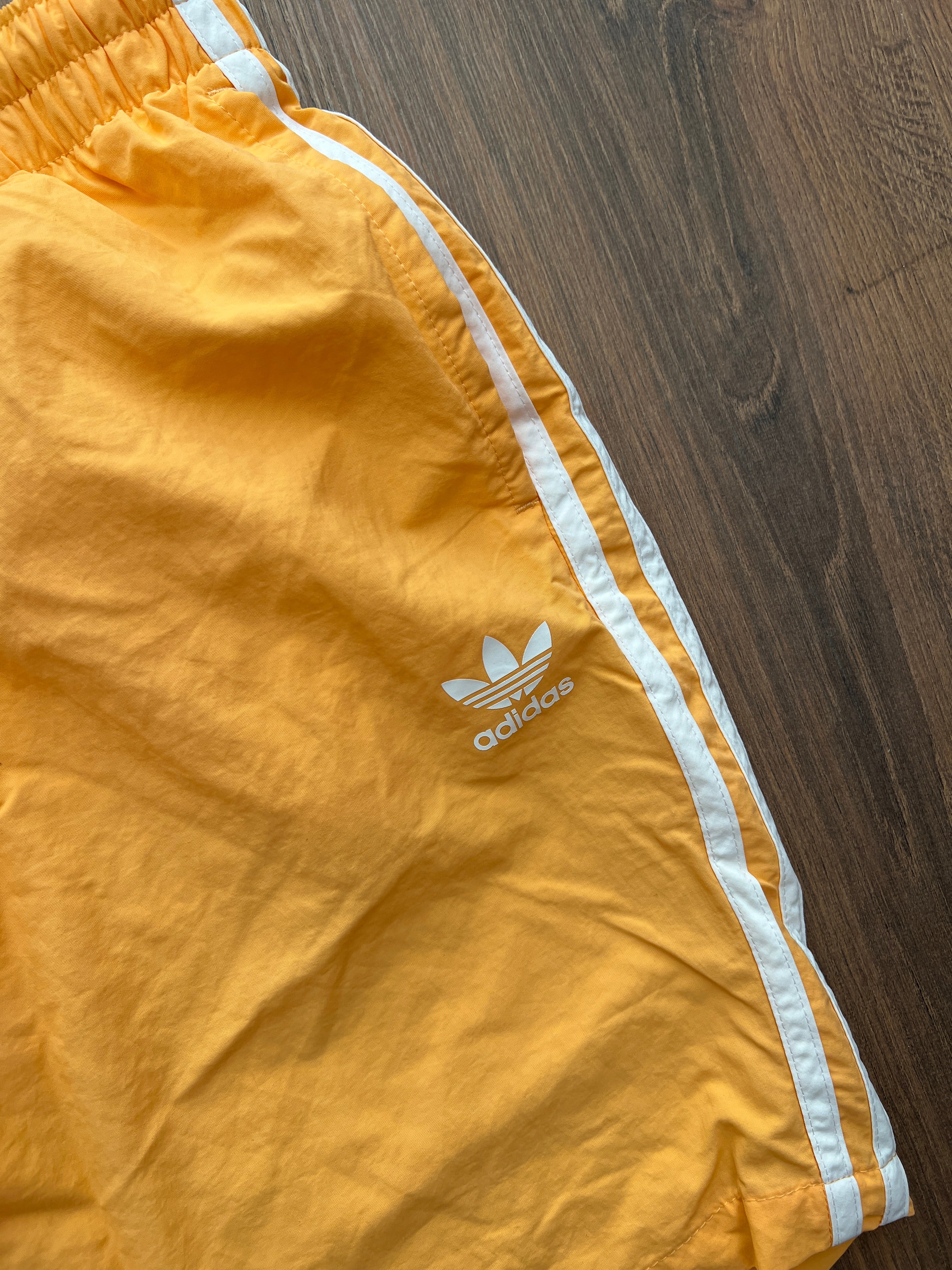 Adidas Bright Shorts(XL)