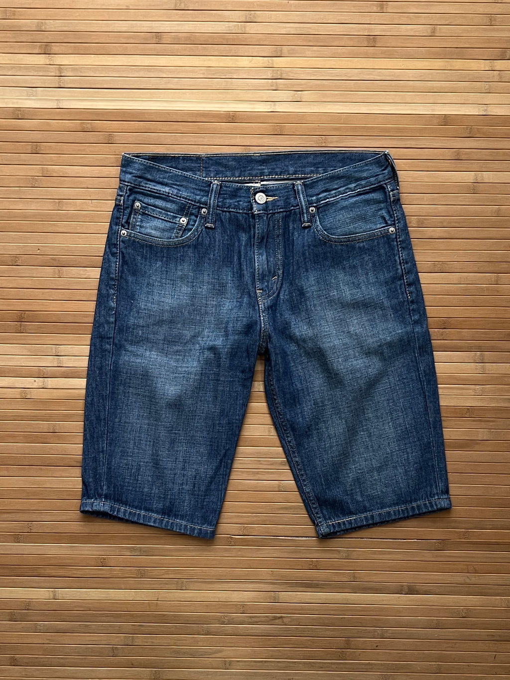 Levis Shorts(30)