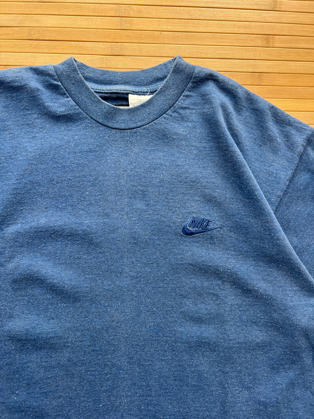 Nike 90s logo Tshirt(L)
