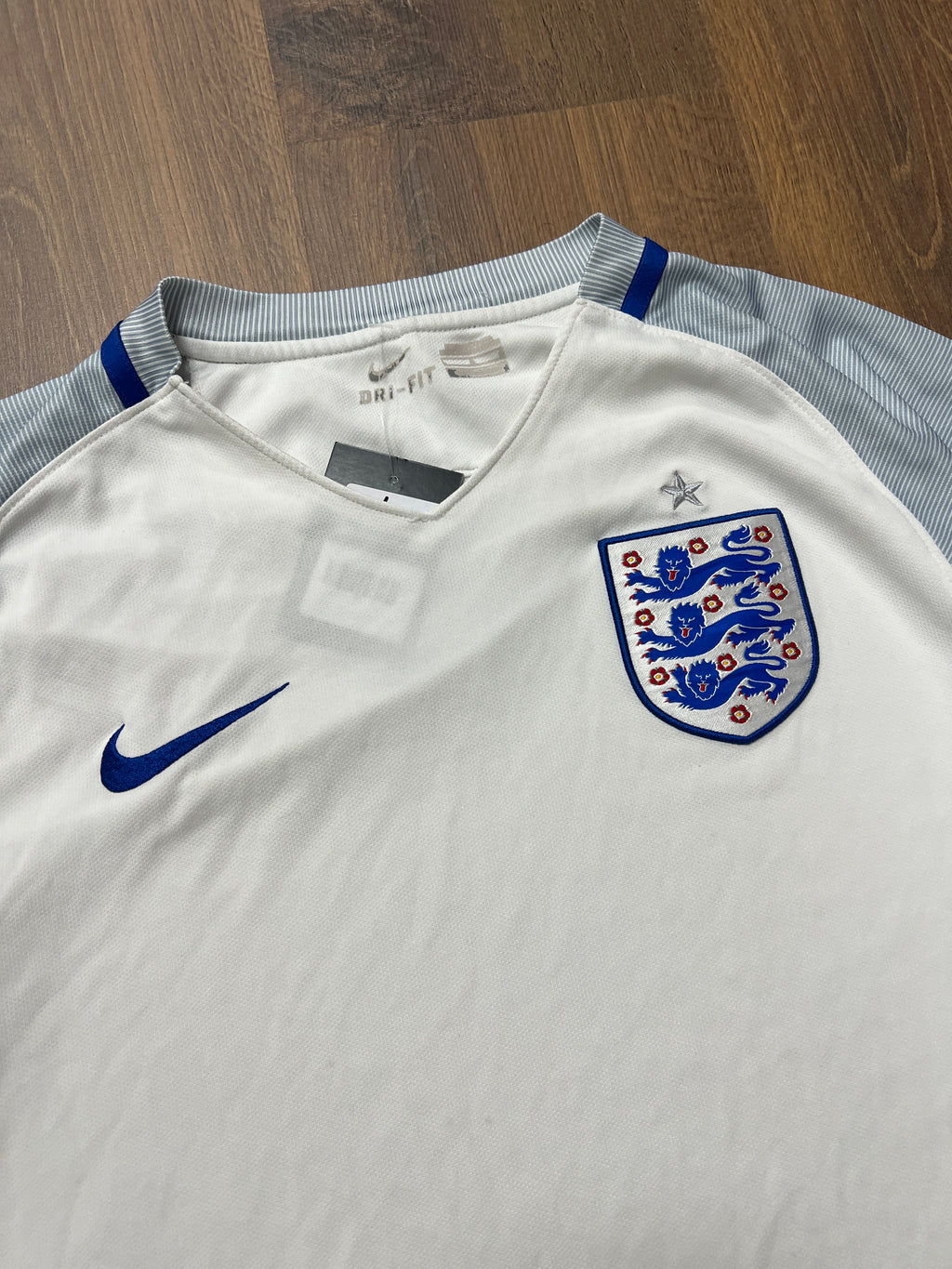 England 2016/17 Jersey (L)