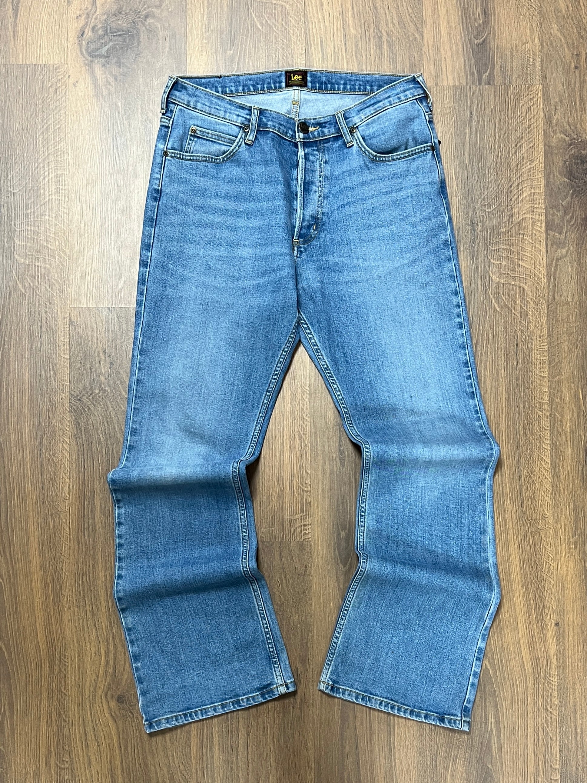Lee baby blue jeans (32x32)