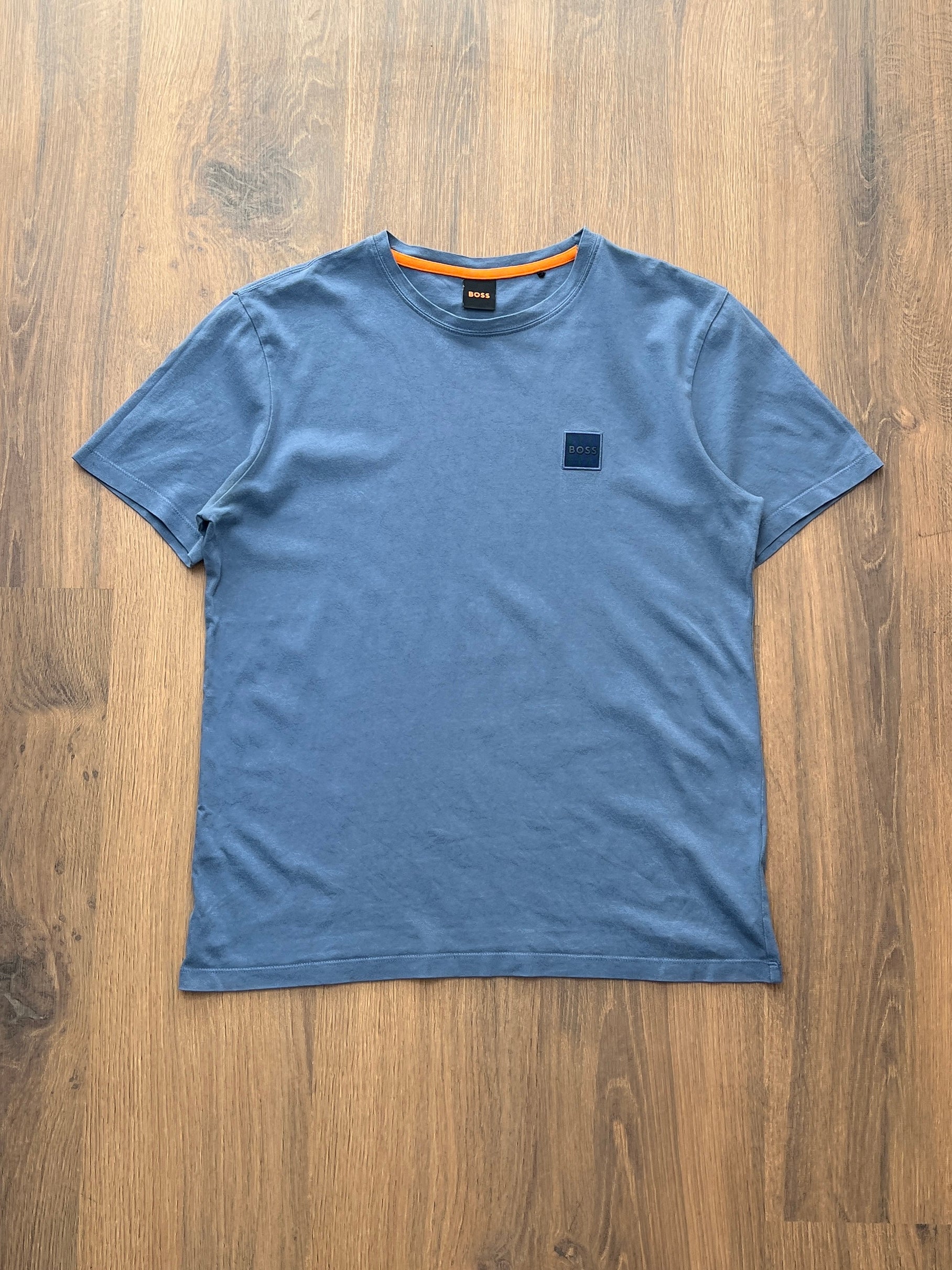 Hugo Boss Tshirt (L)