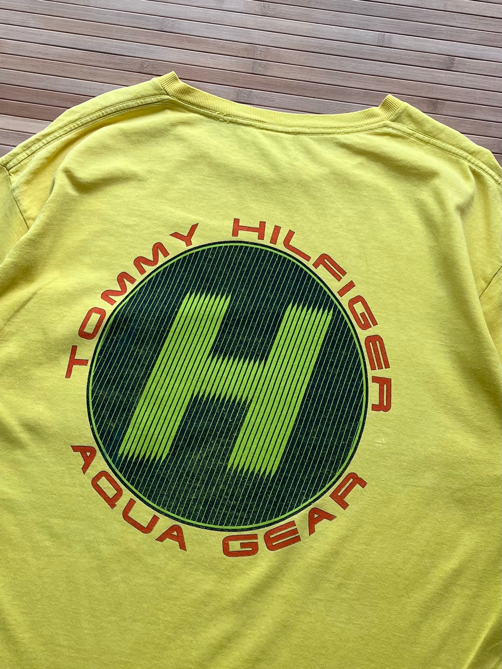 90s Tommy Hilfiger Tee (XL)