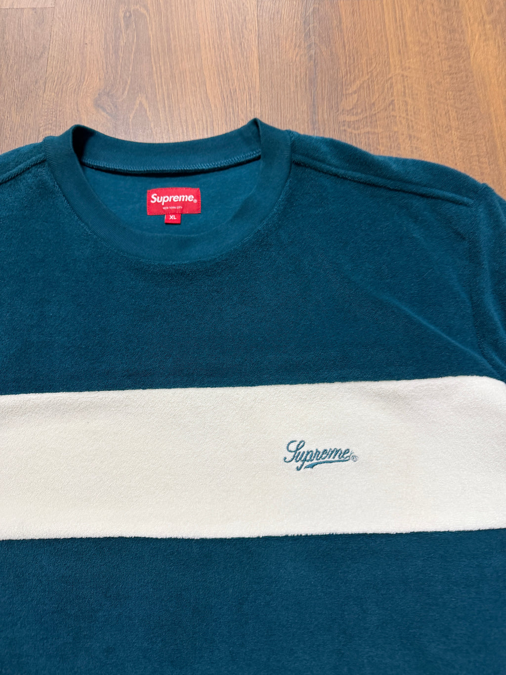 Supreme Rug Stripped Tshirt (XL)