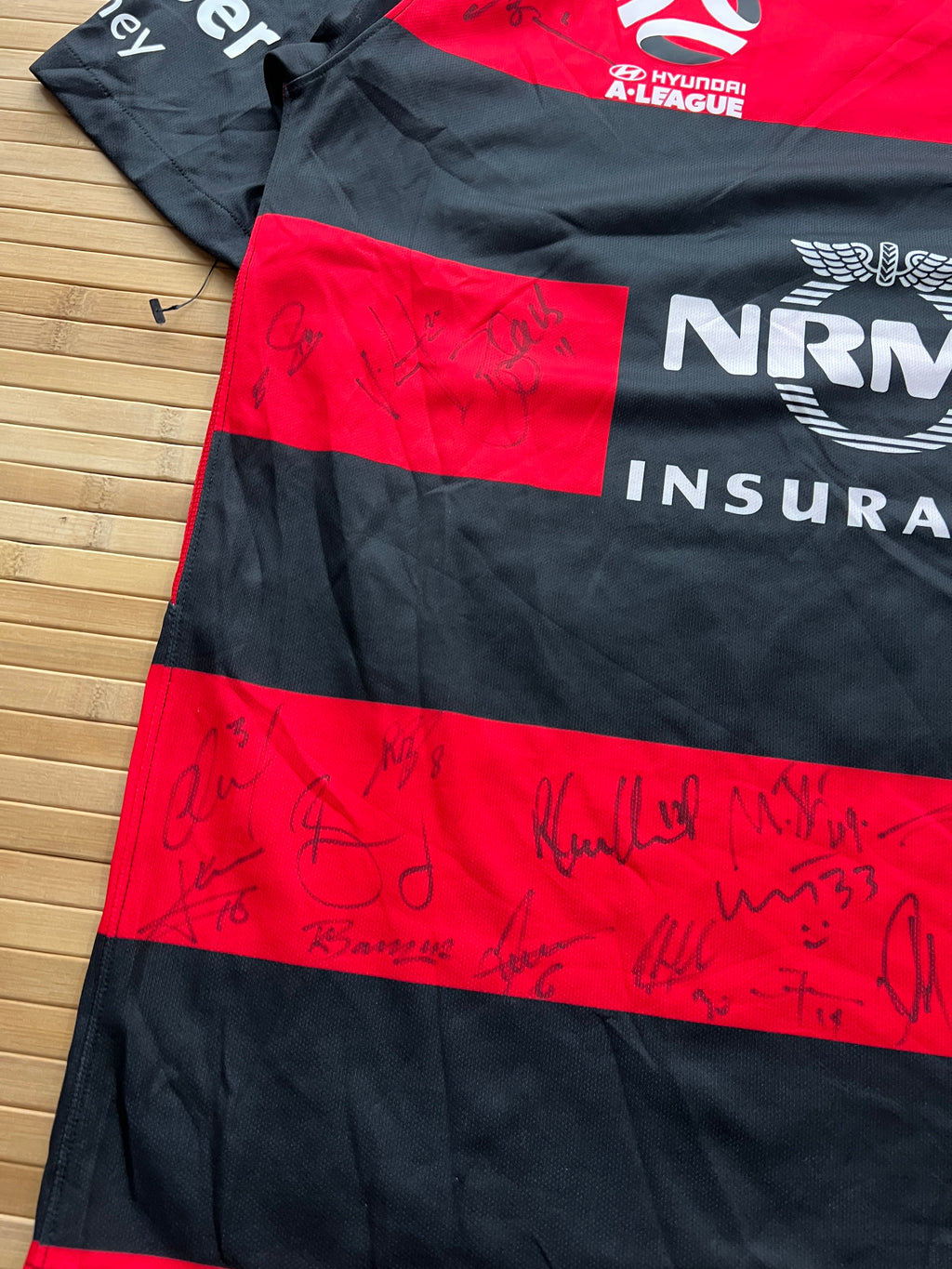 Western Sydney Wanderers Signed Jersey (XL)