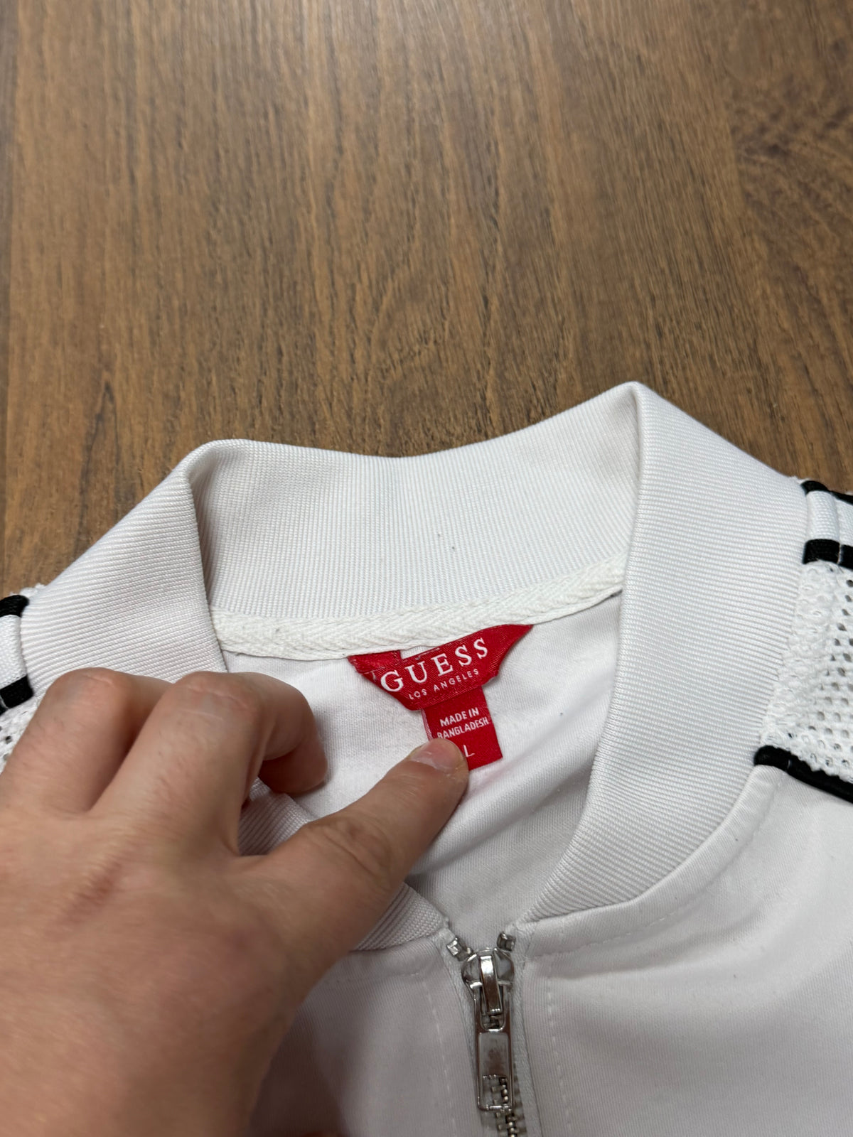 Guess Bomber Jacket 🙋‍♀️(S)