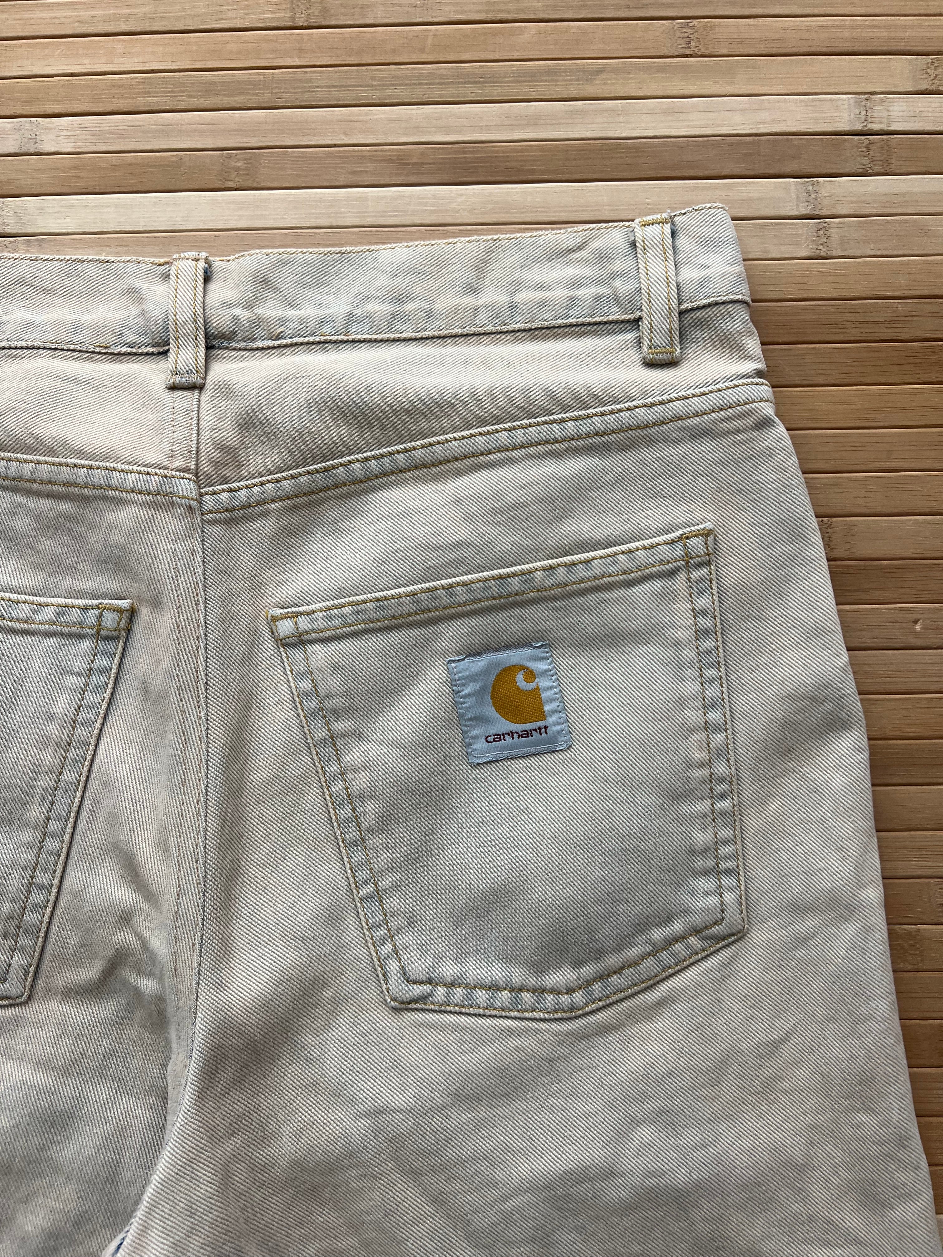 Carhartt Shorts (32)