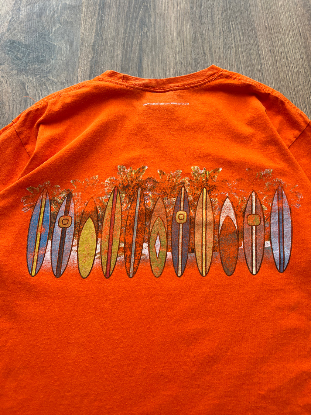 Cancun Surf Tshirt (L)