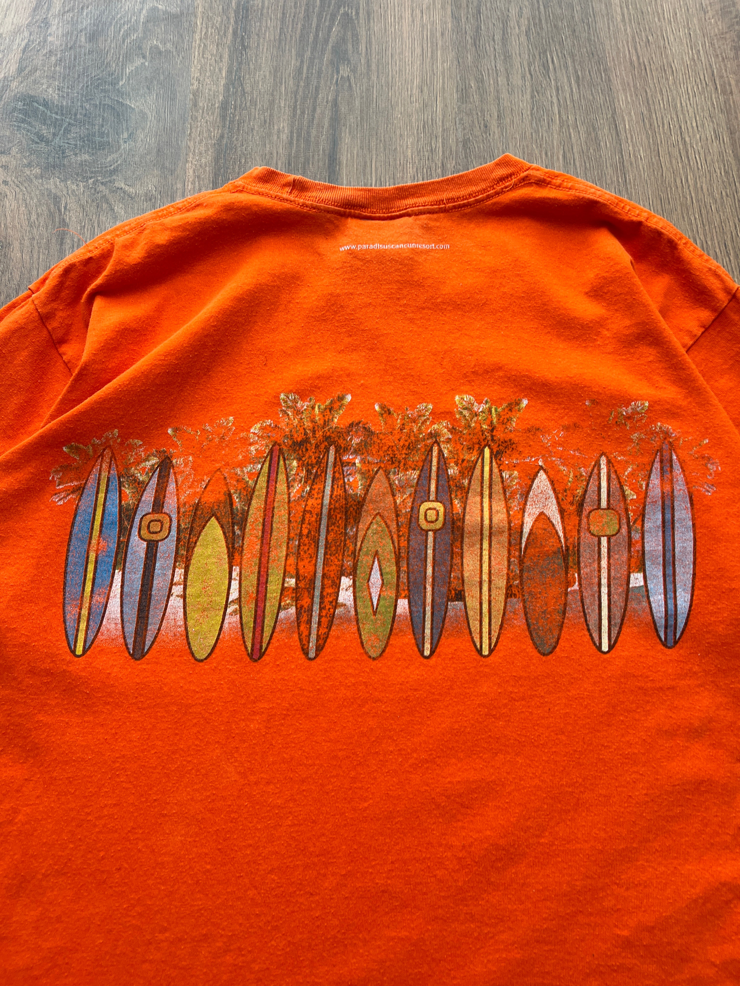 Cancun Surf Tshirt (L)