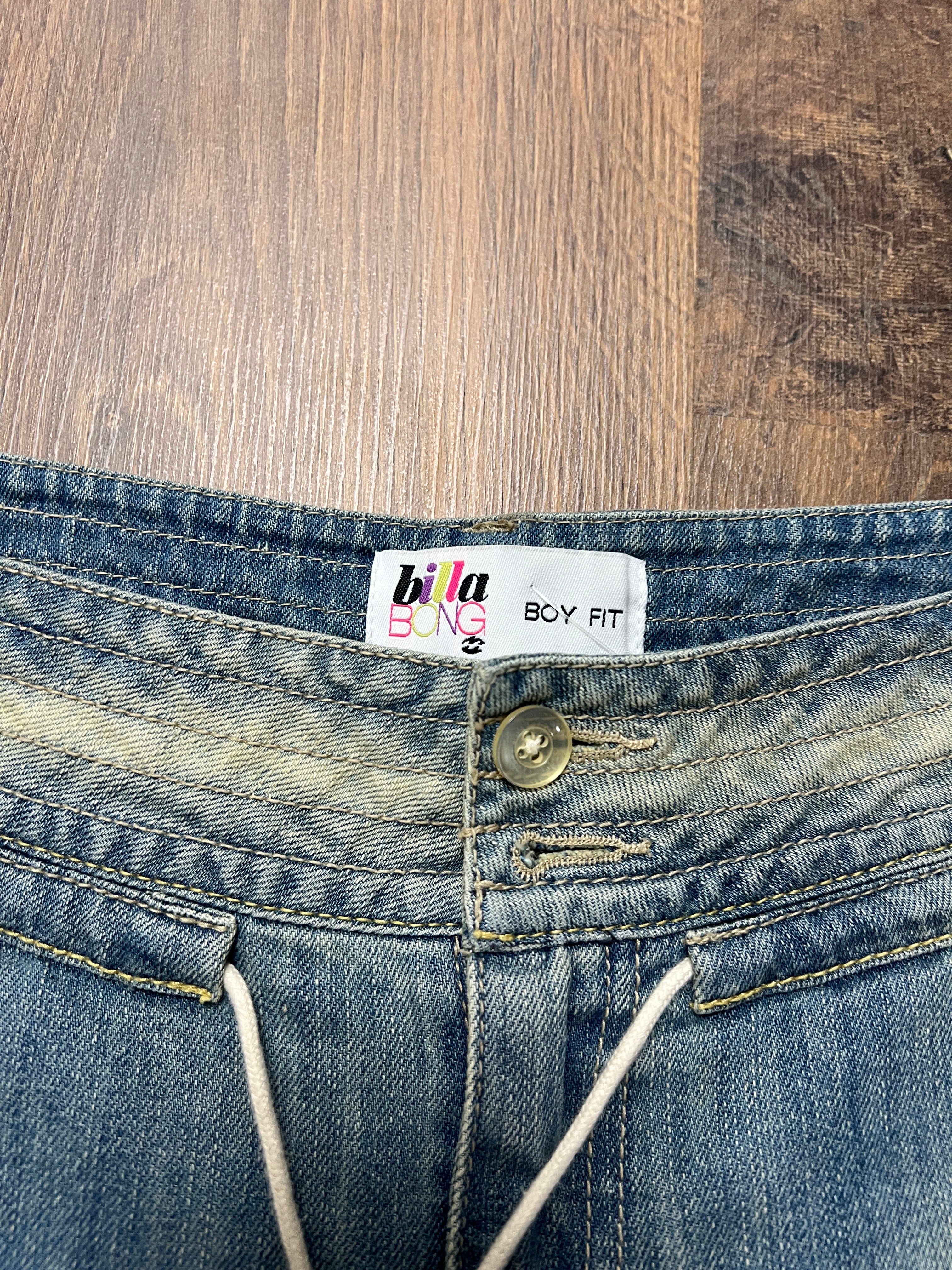 Billabong Boy fit short shorts🙋‍♀️ (30)