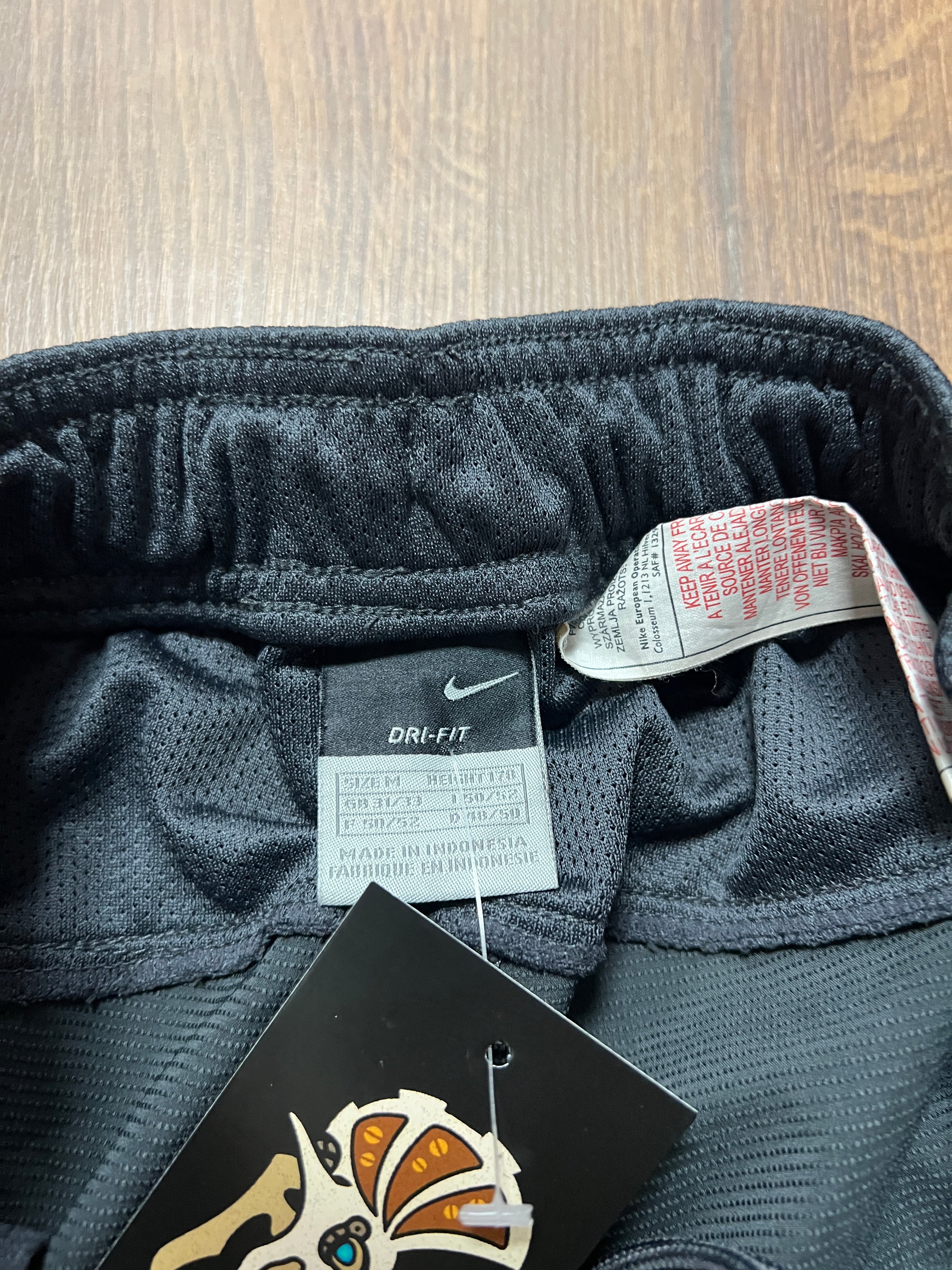 Nike F90 Shorts (S/M)