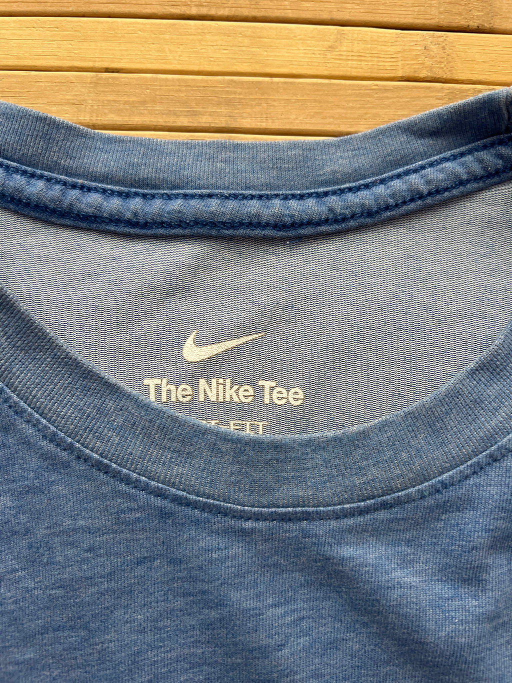 Nike Tee (L)