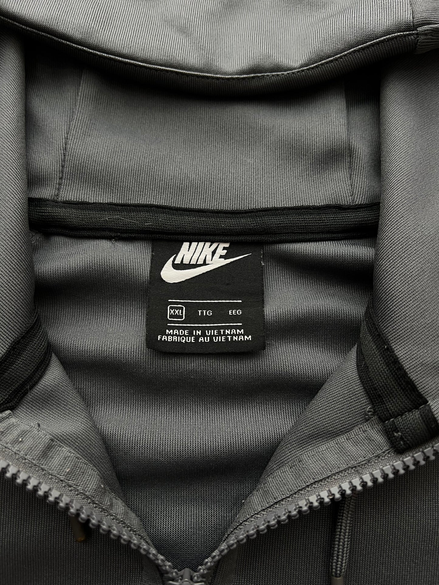 Nike Tech Fleece (XL)