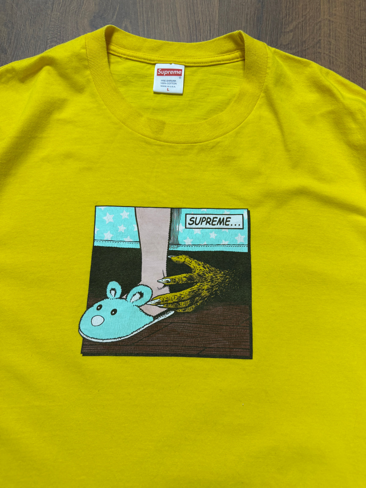 Supreme Yellow Bed monster Tshirt ( XL)