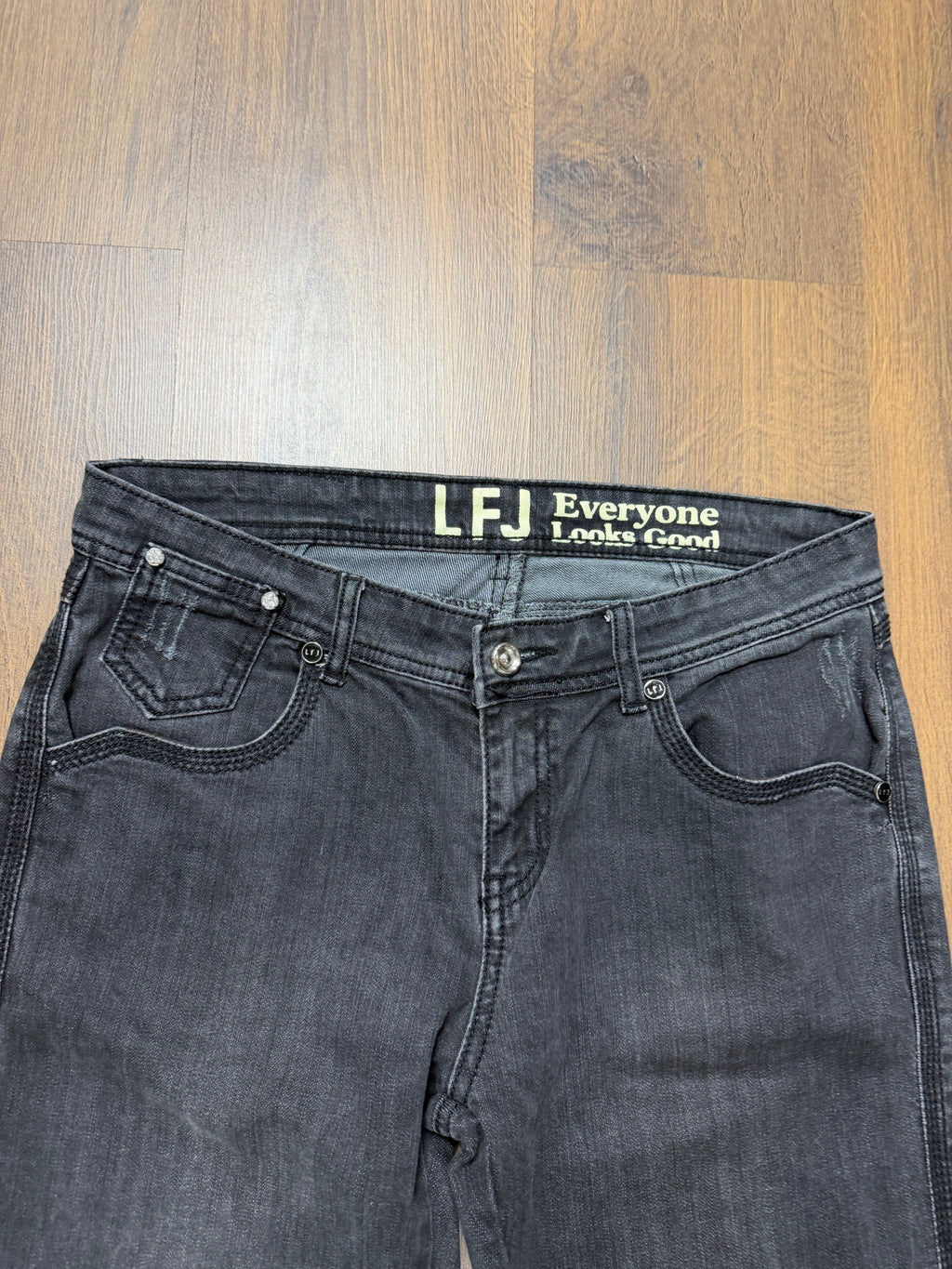 LFJ y2k Jeans💁🏼‍♀️ (32x30)