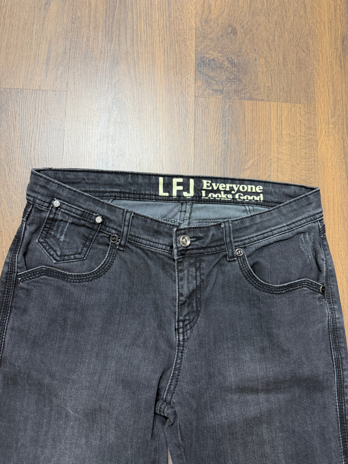 LFJ y2k Jeans💁🏼‍♀️ (32x30)