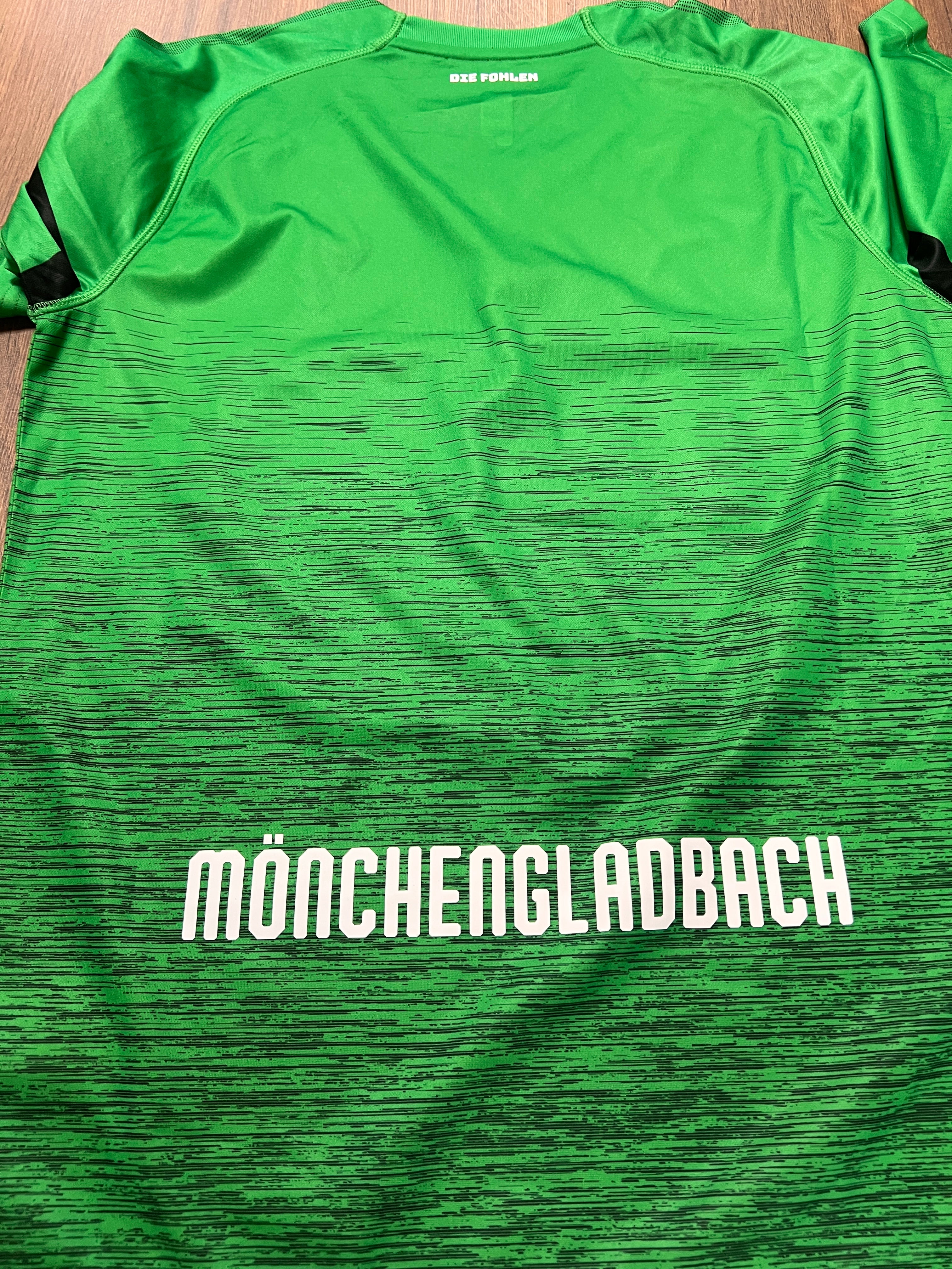 Brand New Borusia Third jersey (M)