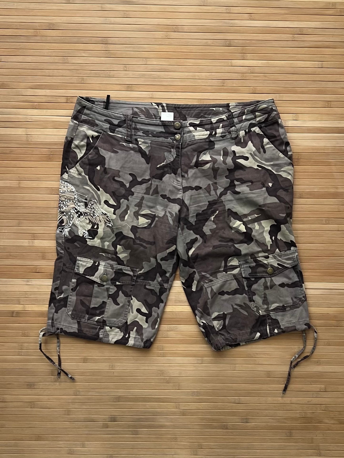 Camo Eagle Shorts (38)